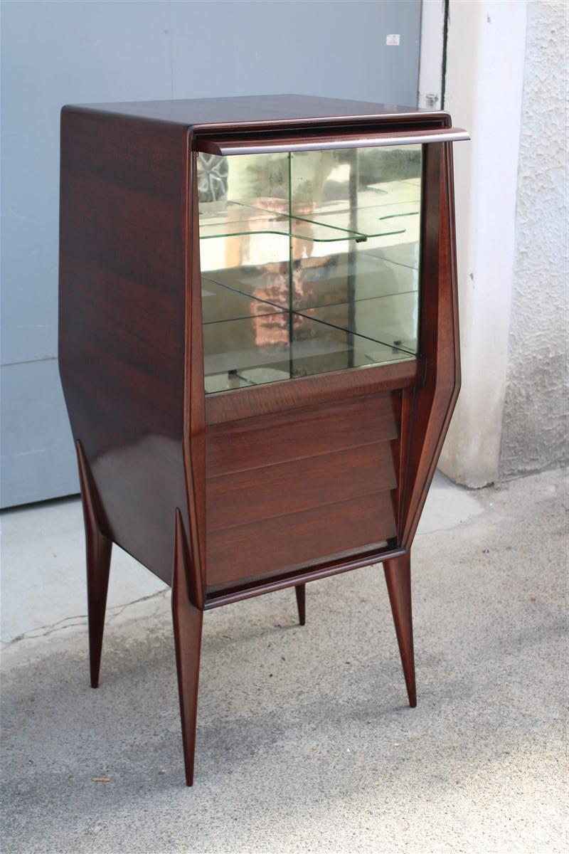 Rare Italian Walnut Bar Cabinet with Ico Parisi Style drawers and Door Gio ponti In Good Condition For Sale In Palermo, Sicily