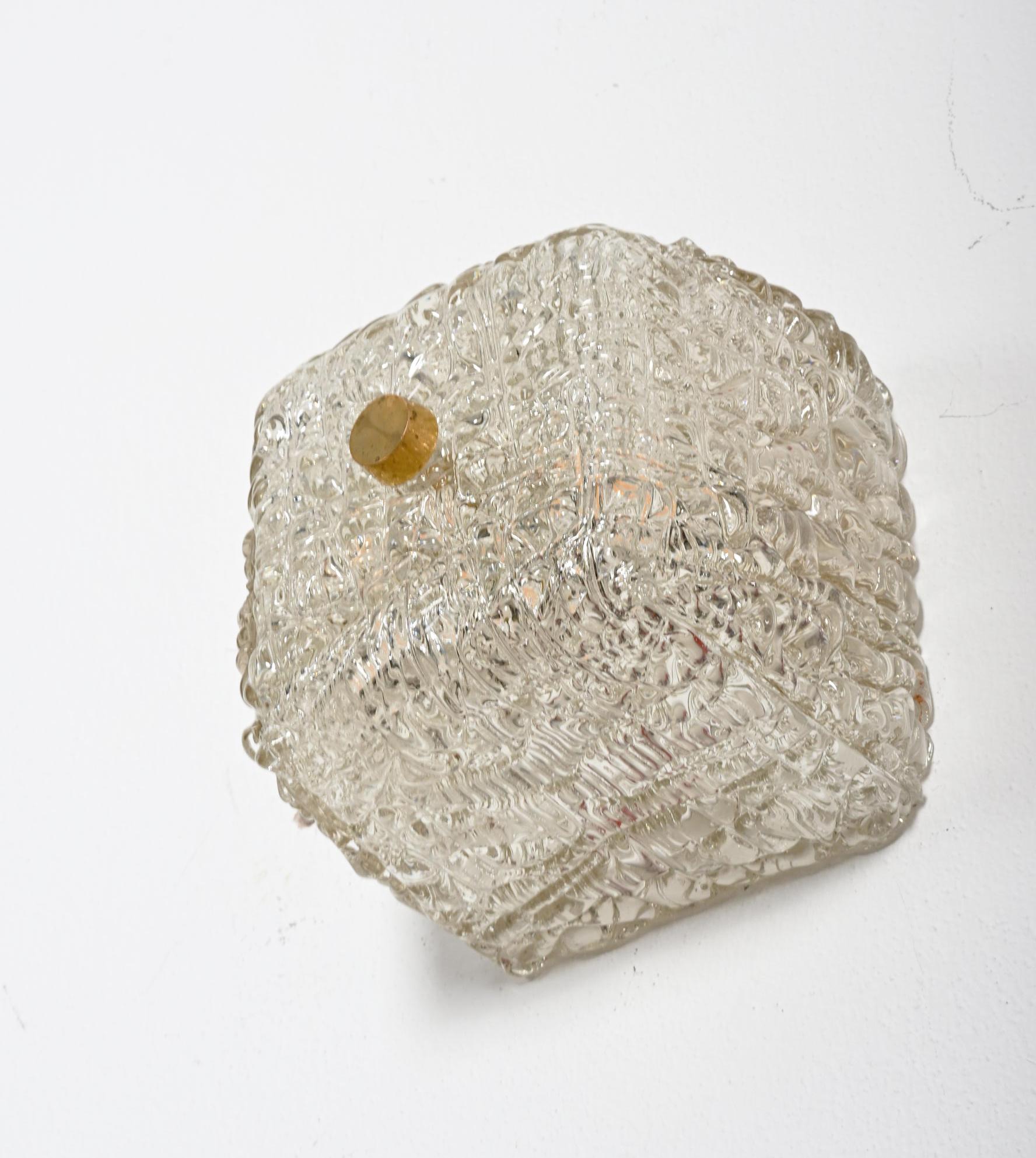 Rare lampe affleurante ou murale J.T. Kalmar Bonn en vente 2