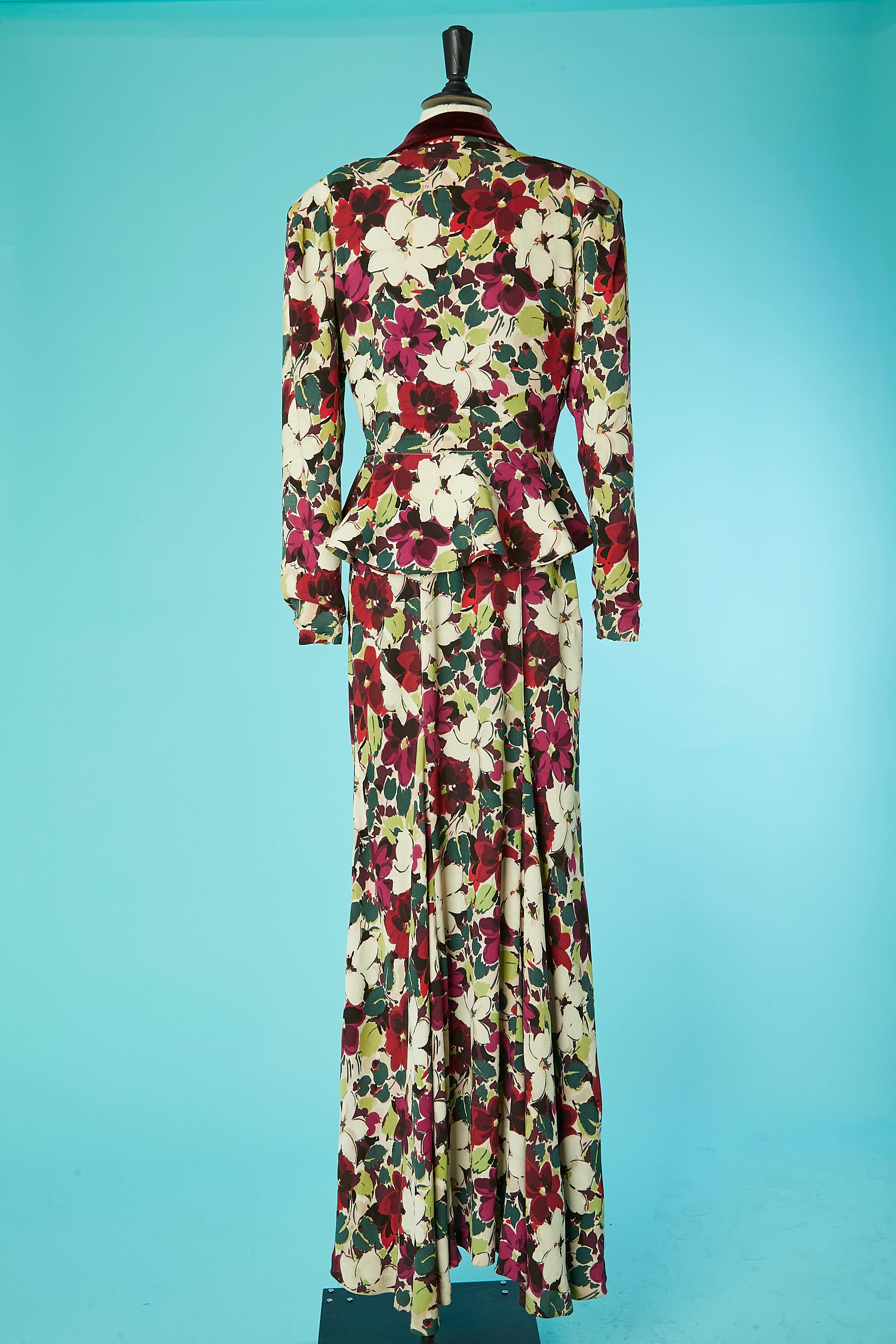 Rare jacket and dress ensemble in crêpe with flower print  Lucien Lelong 1930's  For Sale 1