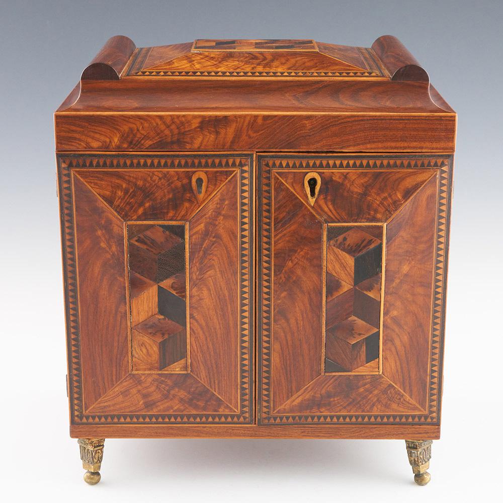 Raro armario de costura de Tunbridge Ware de James Friend c1815 en venta 3