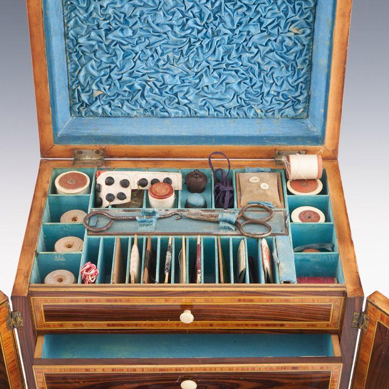Raro armario de costura de Tunbridge Ware de James Friend c1815 Regencia en venta