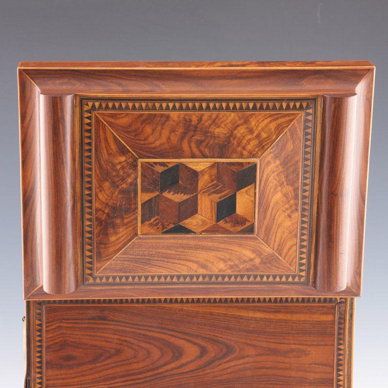 Raro armario de costura de Tunbridge Ware de James Friend c1815 en venta 2