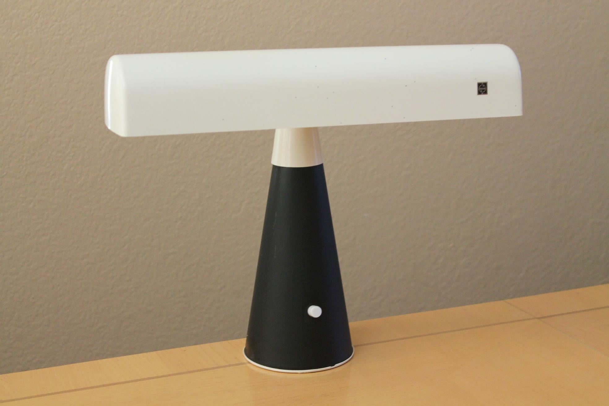 ¡Raro! ¡Japón Panasonic Lámpara de mesa fluorescente modernista! 1960 Wow ¡Negro y Crema! Japonés en venta