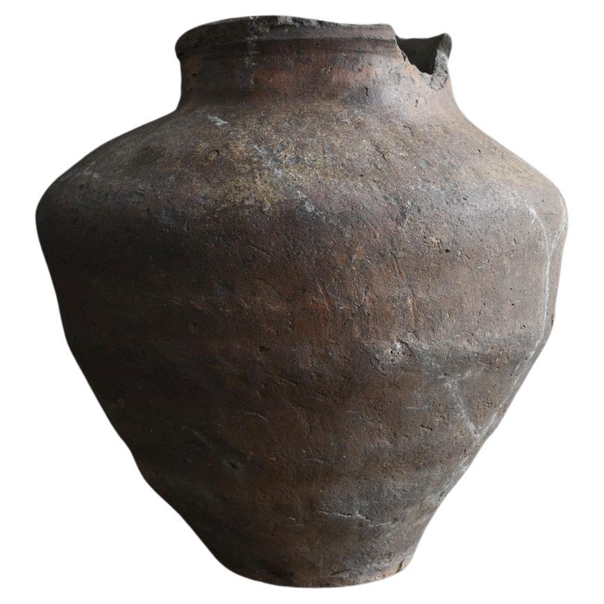 Seltenes japanisches antikes Keramikgefäß/13. Jahrhundert/Kamakura-Periode/ausgegrabene Töpferware im Angebot