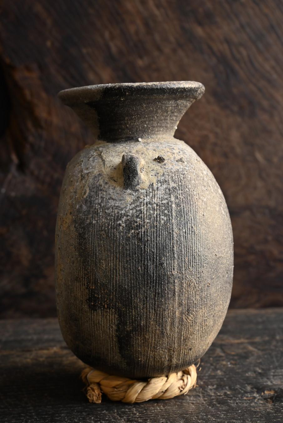 Rare Japanese antique pottery jar/beautiful natural glaze/wall hanging vase For Sale 5