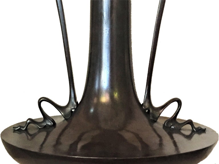 Early 20th Century Japanese Art Nouveau Meiji Period Patinated Bronze Vase, circa 1900 For Sale