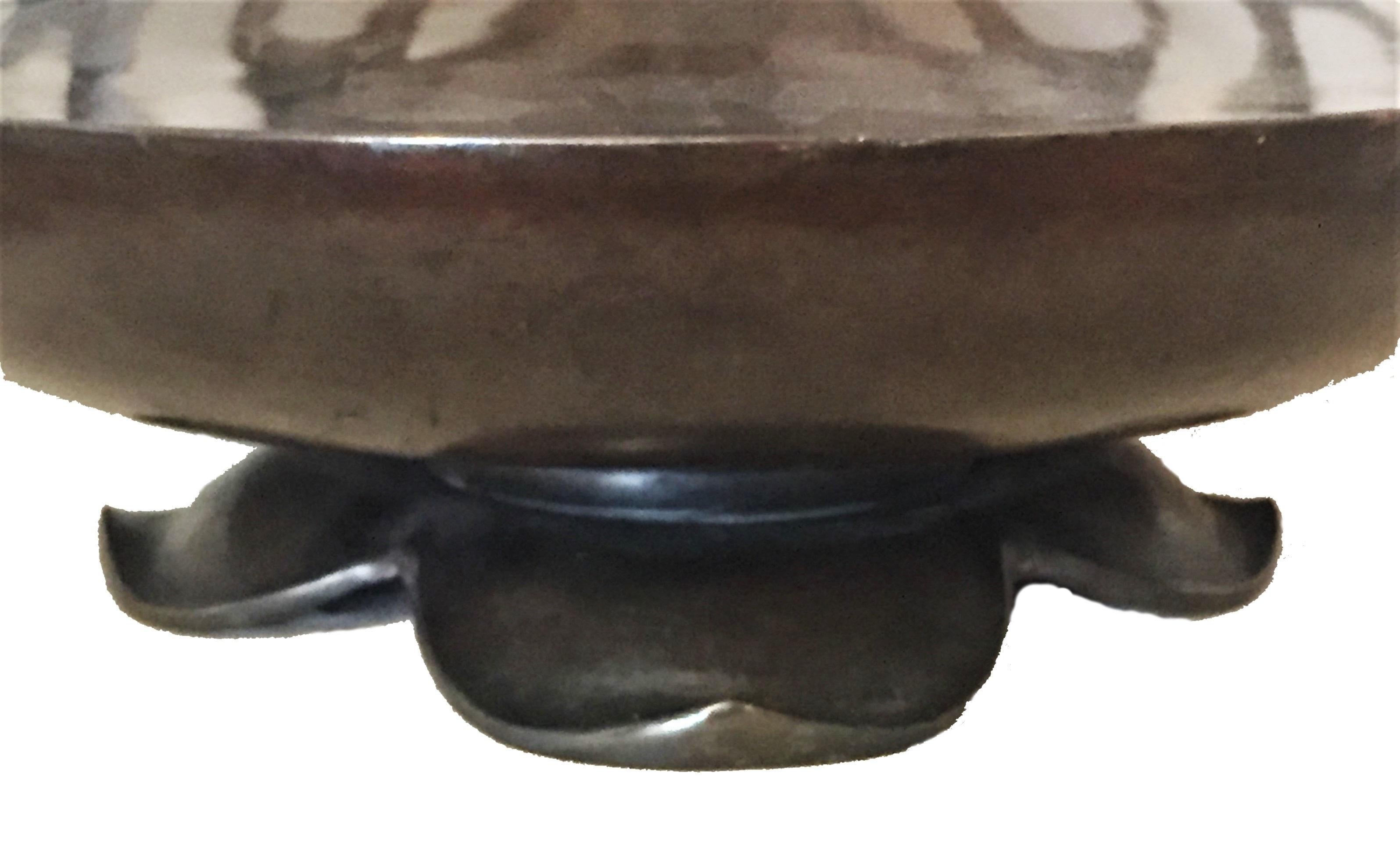 Vase japonais Art Nouveau en bronze patiné de la période Meiji, vers 1900 Bon état - En vente à New York, NY