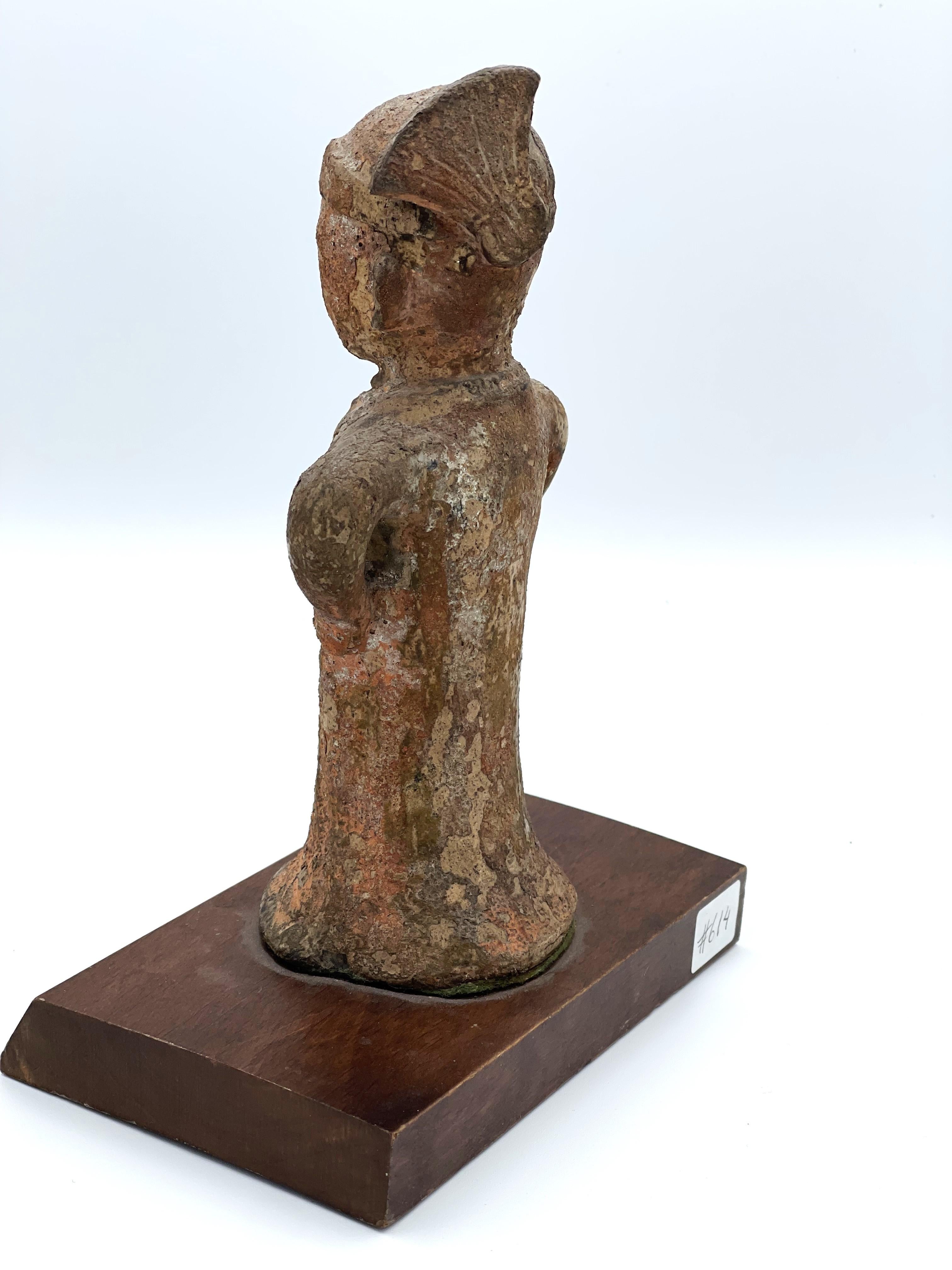 Rare Japanese Complete Figure of an Aristocratic Woman Haniwa, 6th Century AD Japonismo en venta