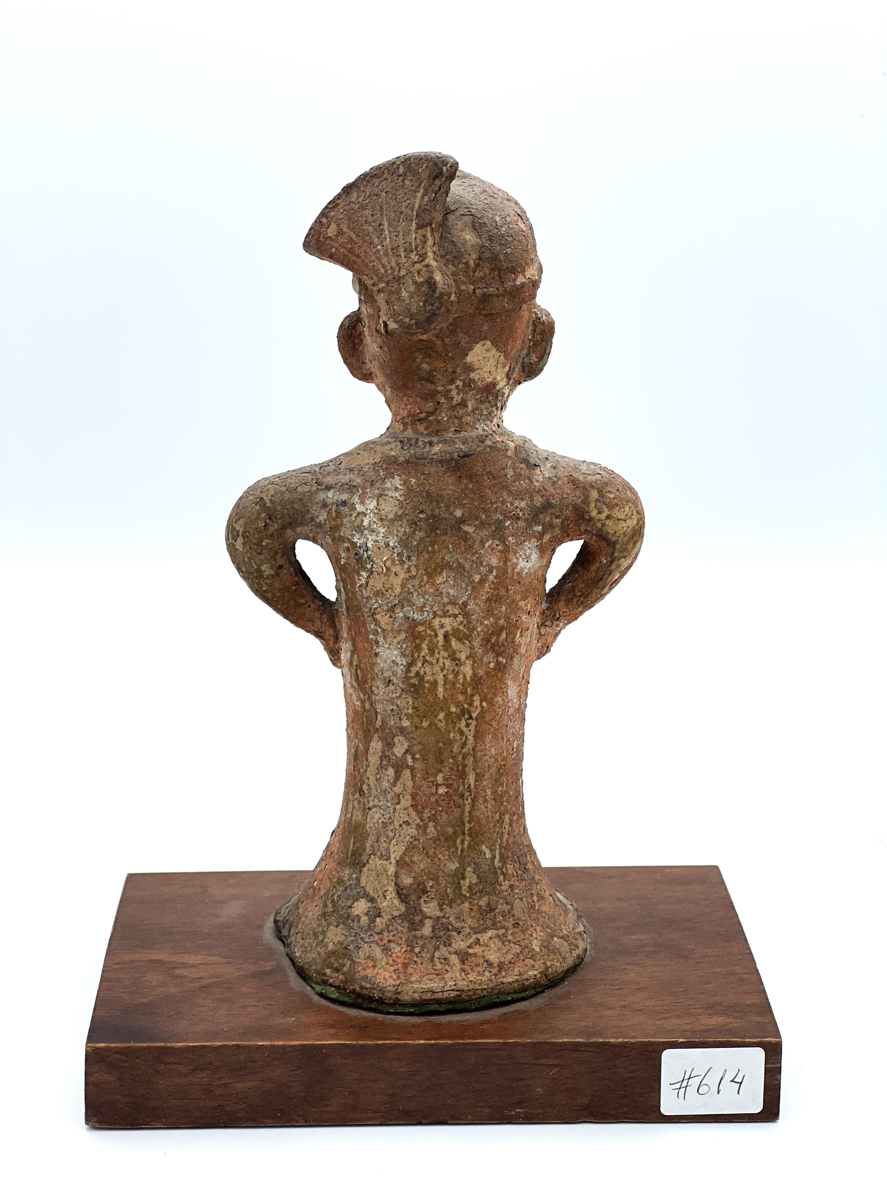 Rare Japanese Complete Figure of an Aristocratic Woman Haniwa, 6th Century AD Japonés en venta