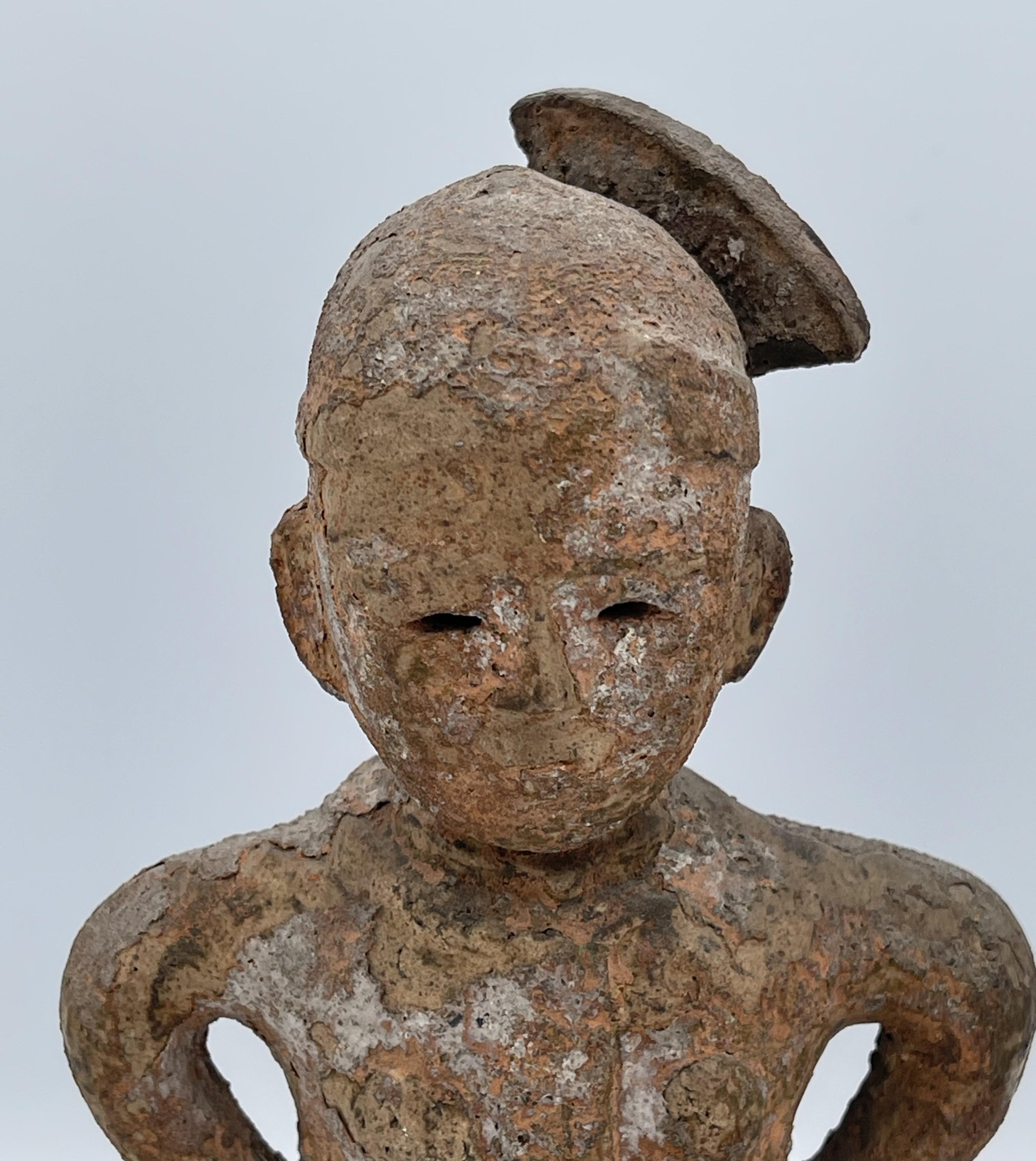 Rare Japanese Complete Figure of an Aristocratic Woman Haniwa, 6th Century AD Piedra en venta