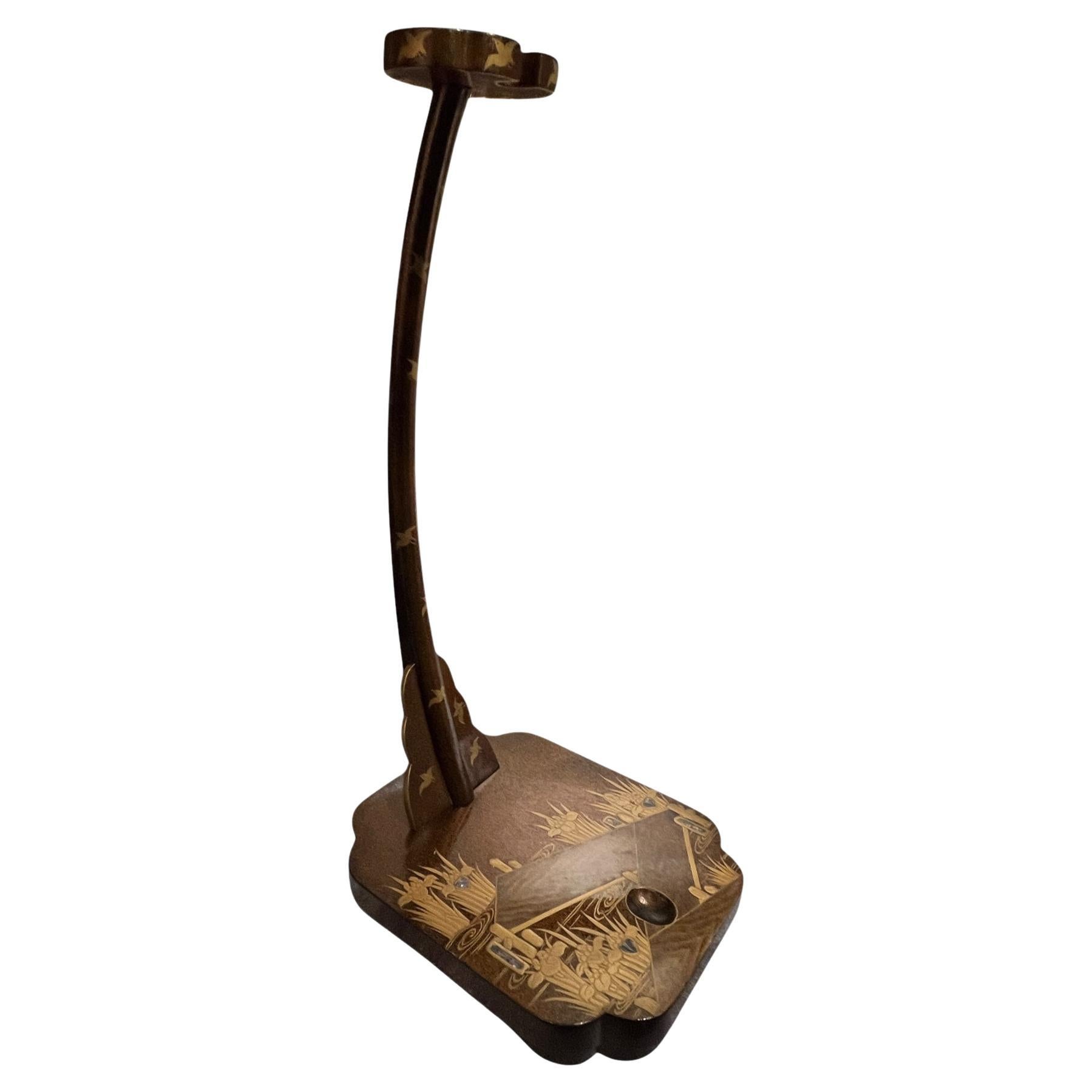 Raro supporto per katana giapponese laccato - Tashi Kake, periodo Meiji (XIX secolo)