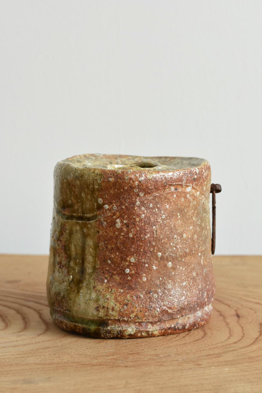 Rare Japanese Small Wall-Mounted Pottery Jar/1573-1650/Beautiful Glaze 3