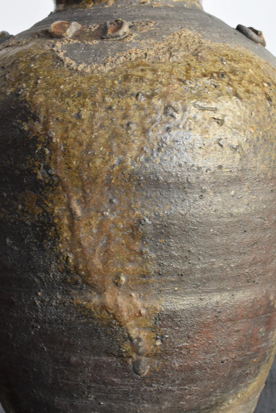 Pottery Rare Jar of Japan in the 1500s / Bizen Ware / Wabi-Sabi Jar/Natural Glaze Vase