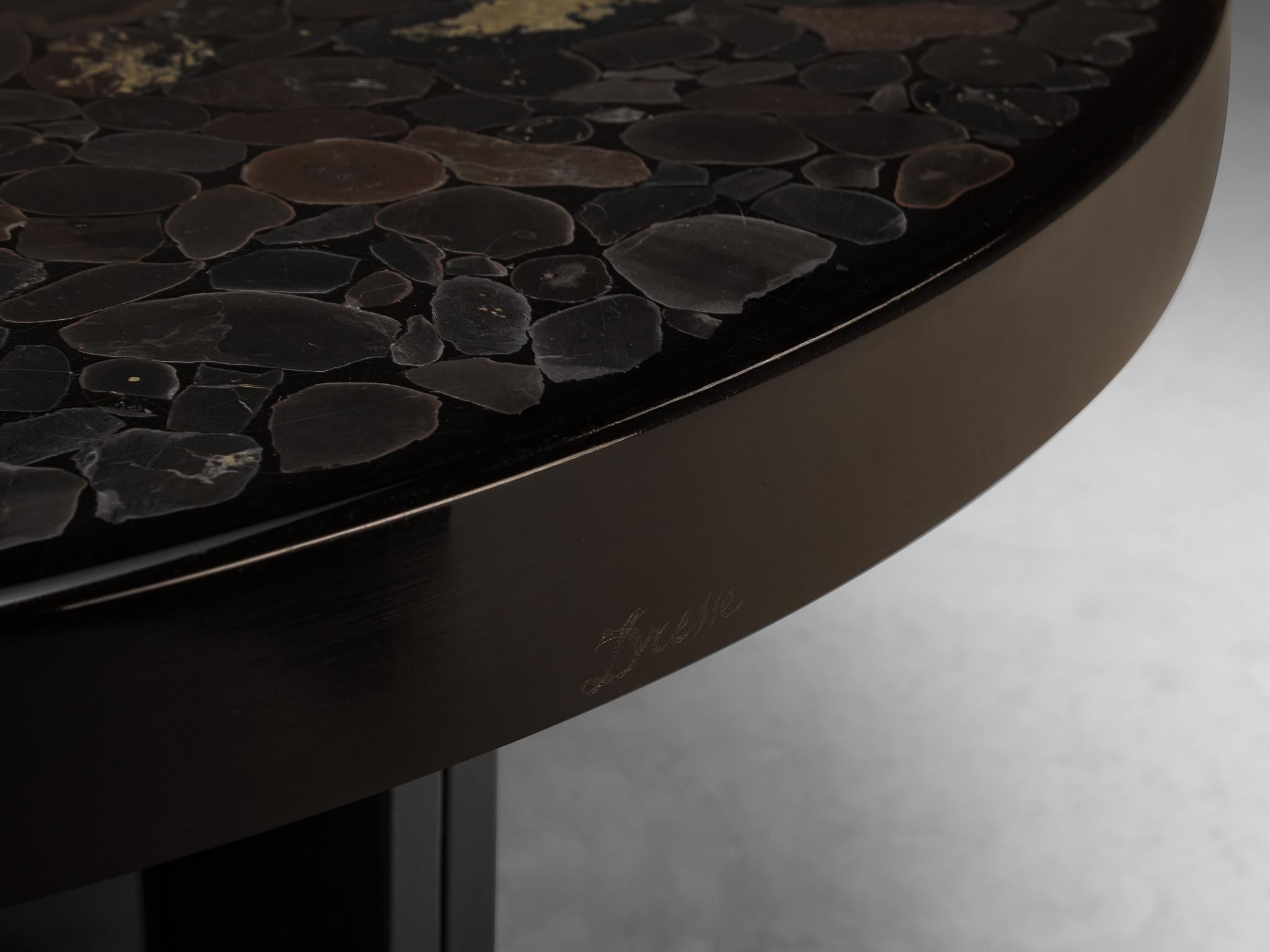 Rare table basse en mosaïque de Jean Claude Dresse en hématite en vente 3