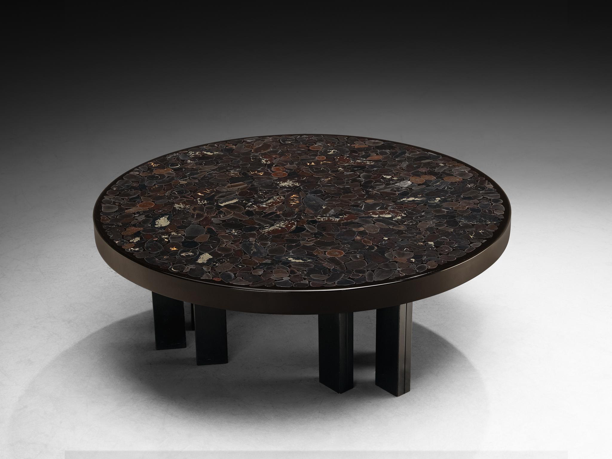 Rare table basse en mosaïque de Jean Claude Dresse en hématite en vente 2