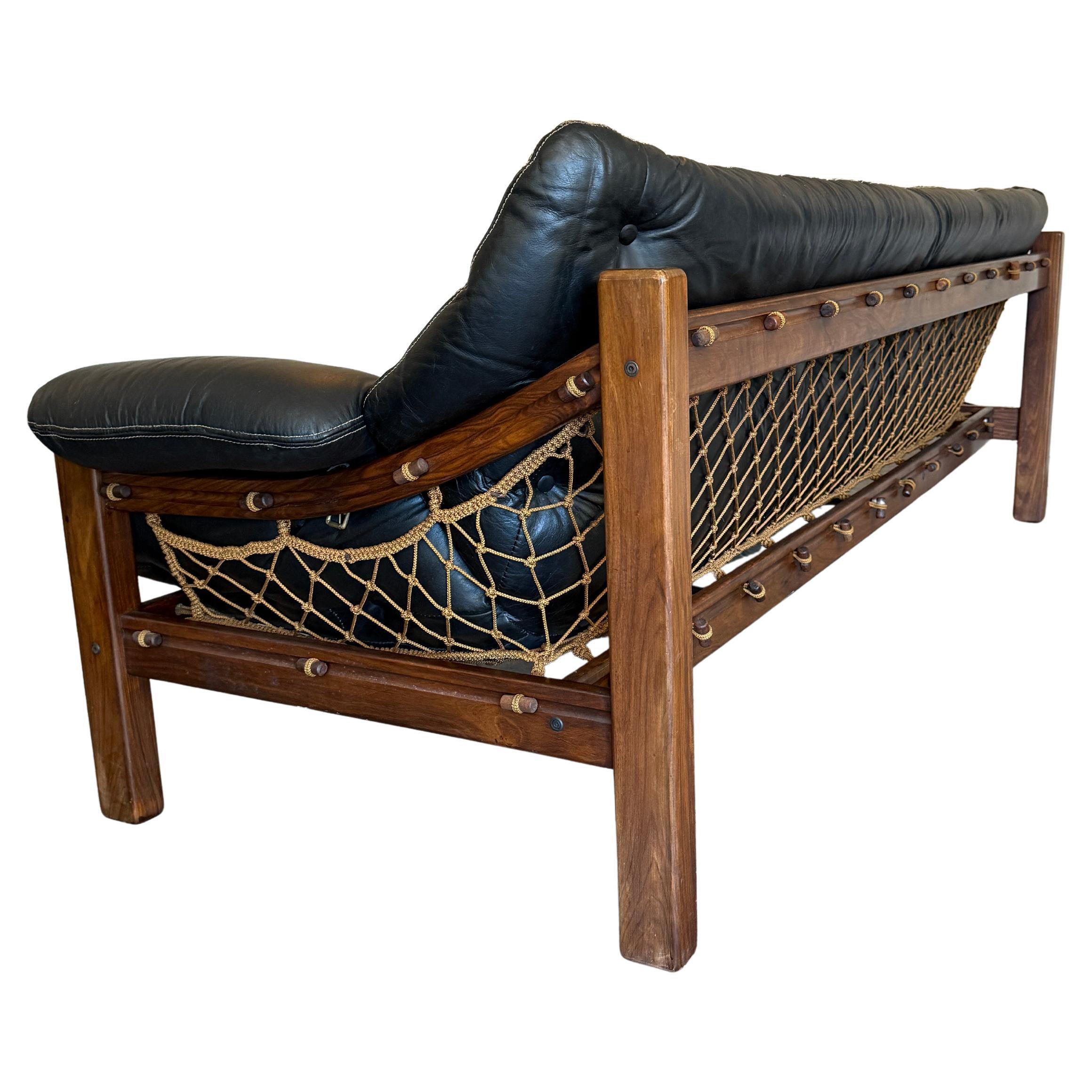 Travail du bois Rare Jean Gillon Tijuca Cuir Sling Sofa Exotic Hardwood Rope Hammock Brazil en vente