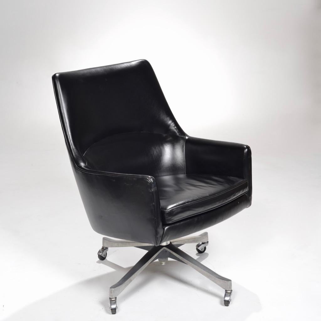 American Rare Jens Risom Leather Executive Chair for Jens Risom Design Inc.