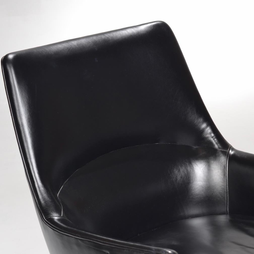 Mid-20th Century Rare Jens Risom Leather Executive Chair for Jens Risom Design Inc.