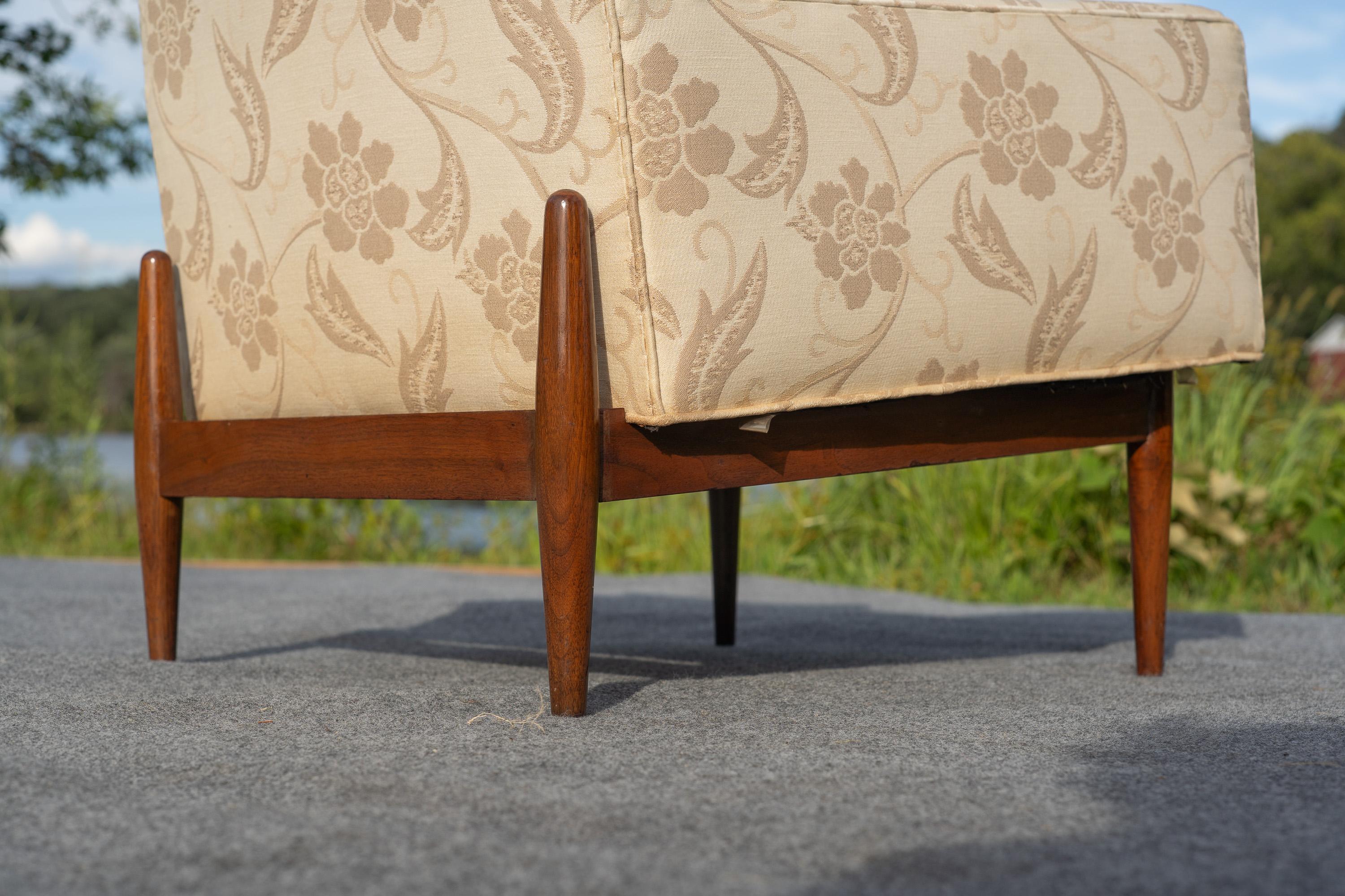 Rare Jens Risom Walnut & Light Fabric Floating Lounge Chair, 1953 For Sale 2