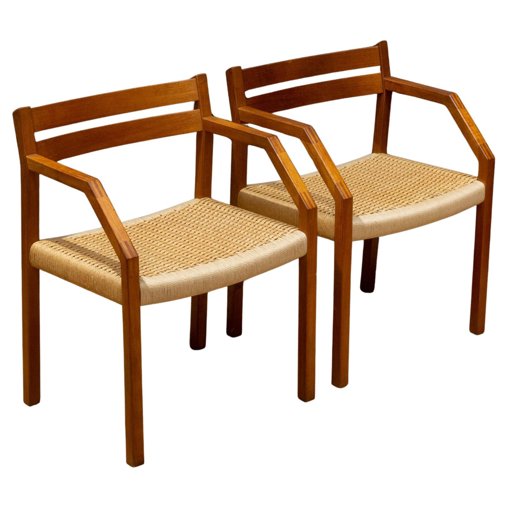 Rare J.L. Moller Model #404 Dining/Desk Armchairs c.1974-Price is per piece For Sale