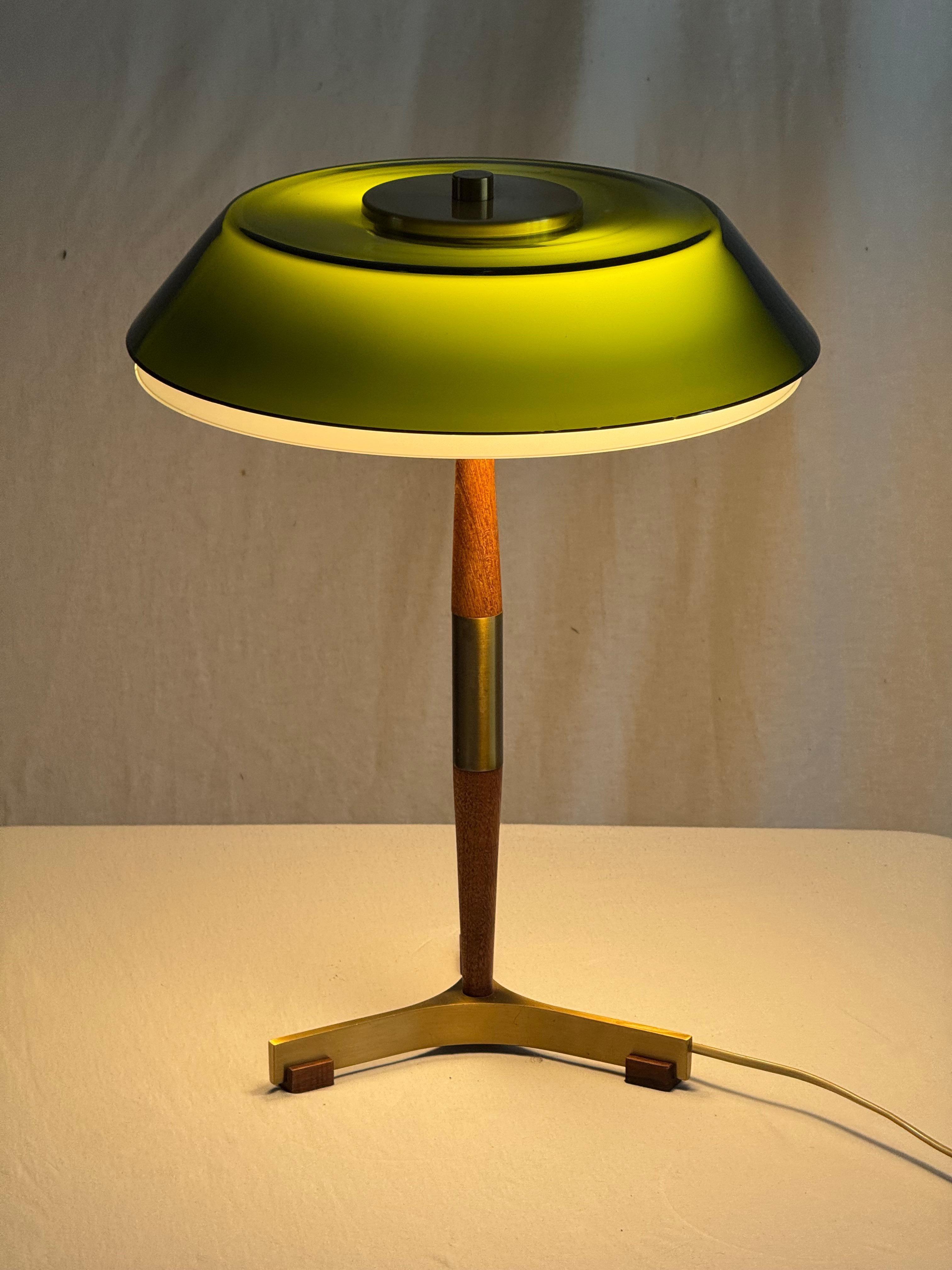 Ottone Rara lampada da tavolo Jo Hammerborg / Fog & Mørup Model No. in vendita
