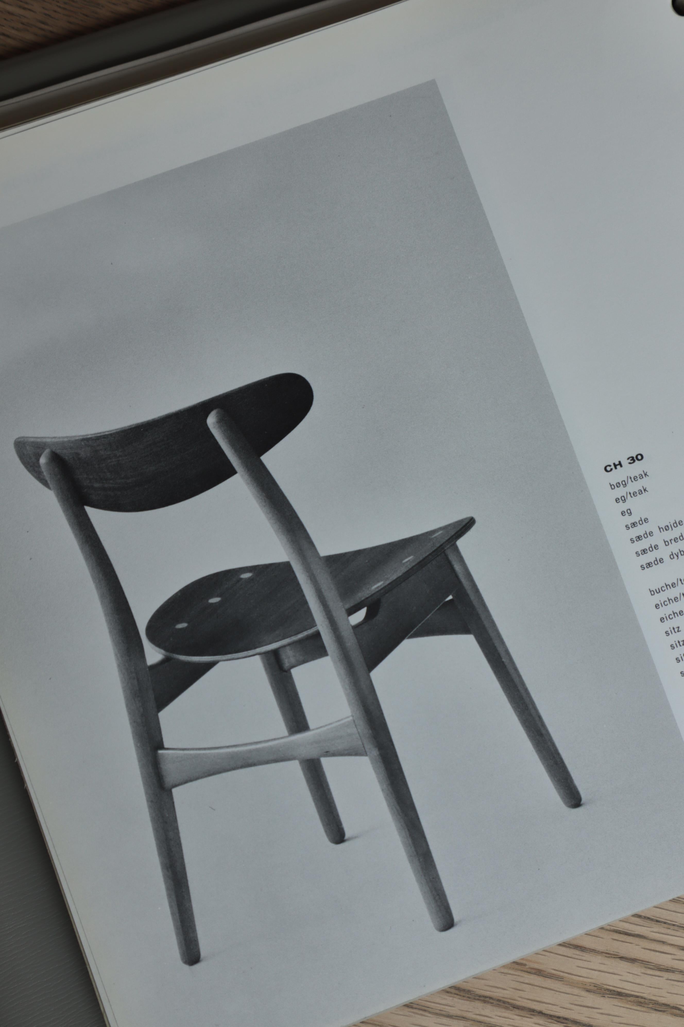 Raro catalogo/libro dei produttori di Johannes Hansen & Hans J. Wegner, anni '60 in vendita 7