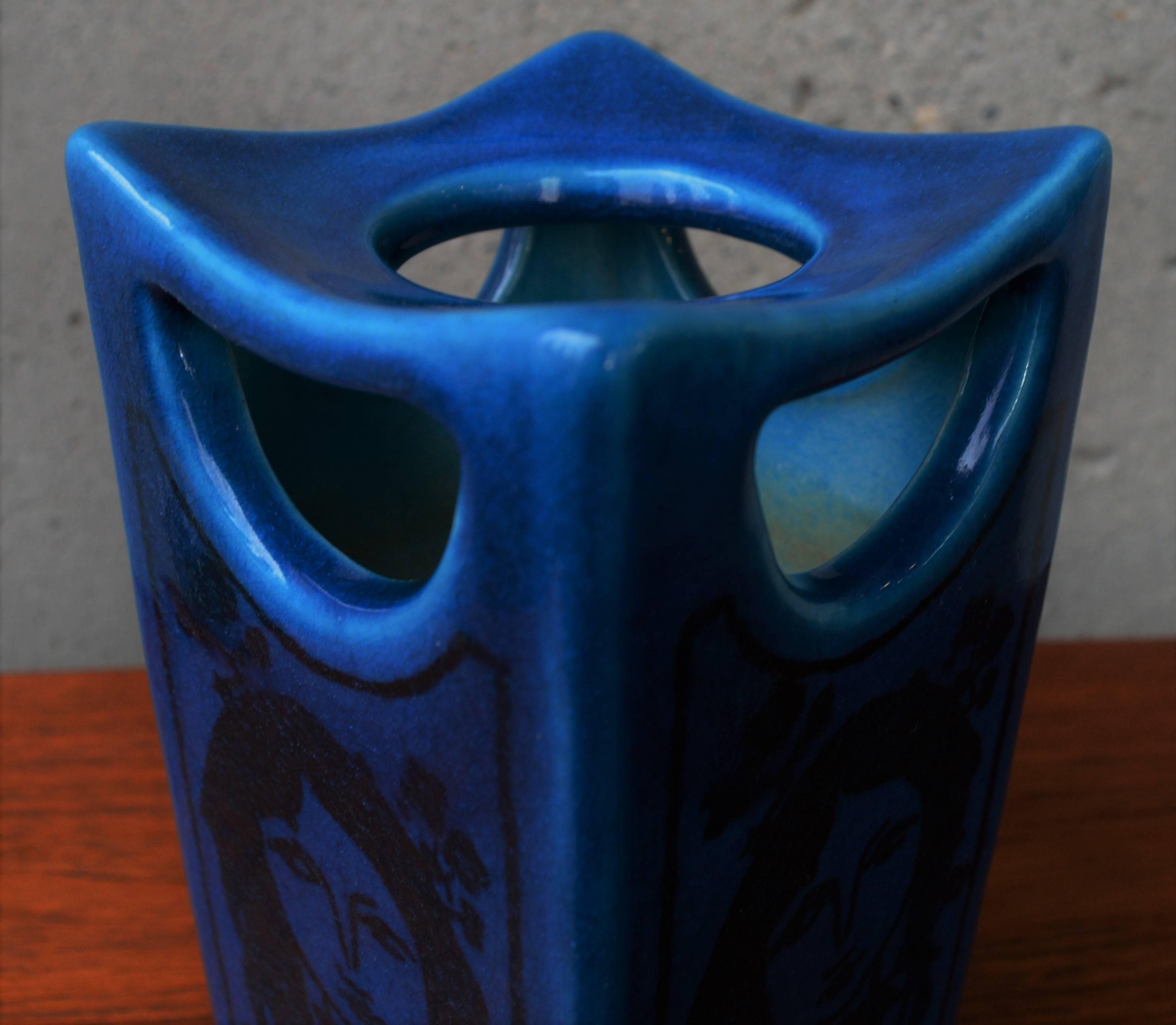 Mid-Century Modern Rare Johannes Hedegaard 1960s Royal Copenhagen Blue Figure Vase For Sale