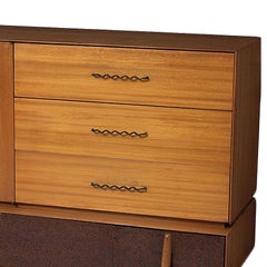 Raro aparador o credenza John Keal para Brown Saltman