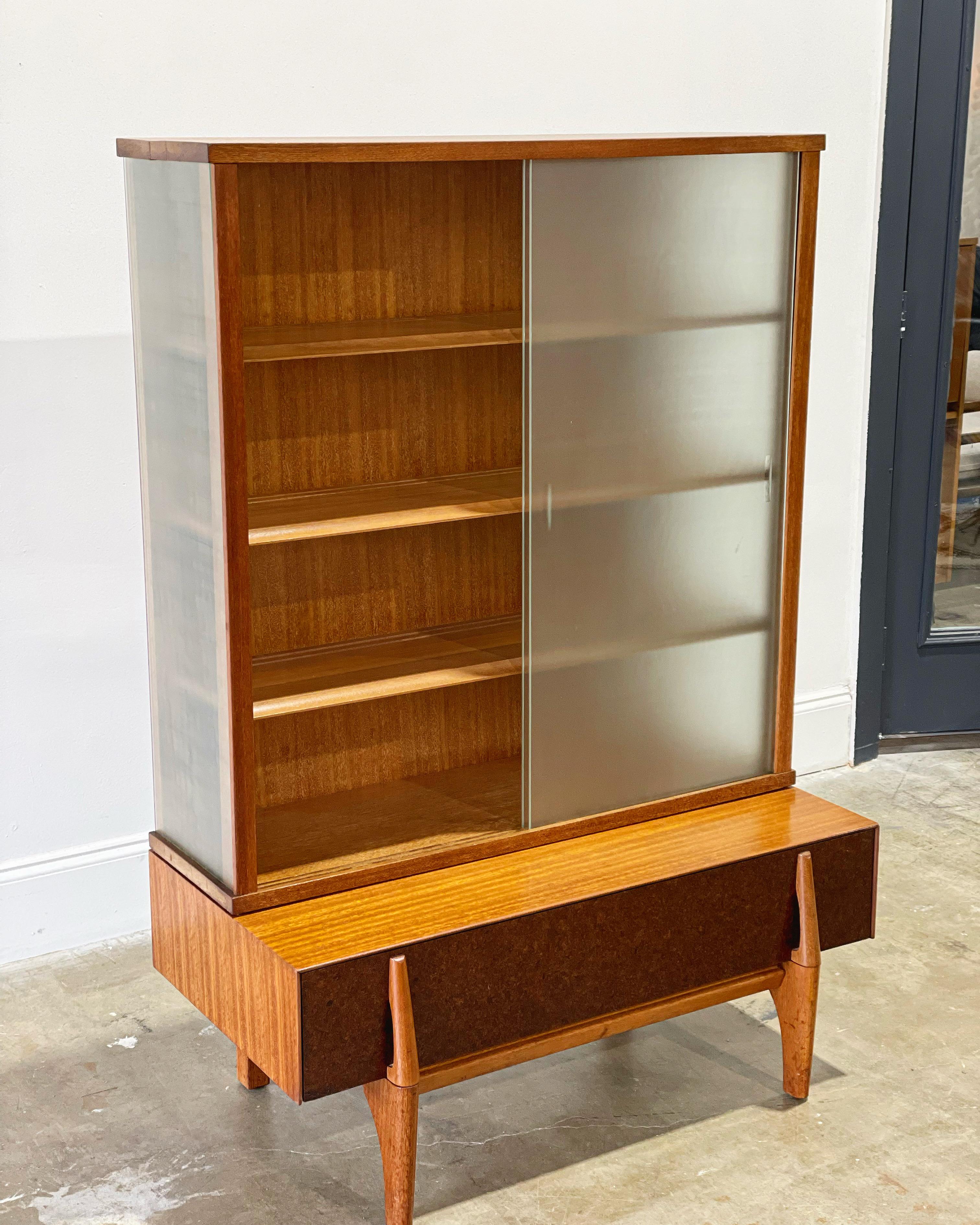 Rare John Keal for Brown Saltman Midcentury Vitrine Wall Unit Display Case 1
