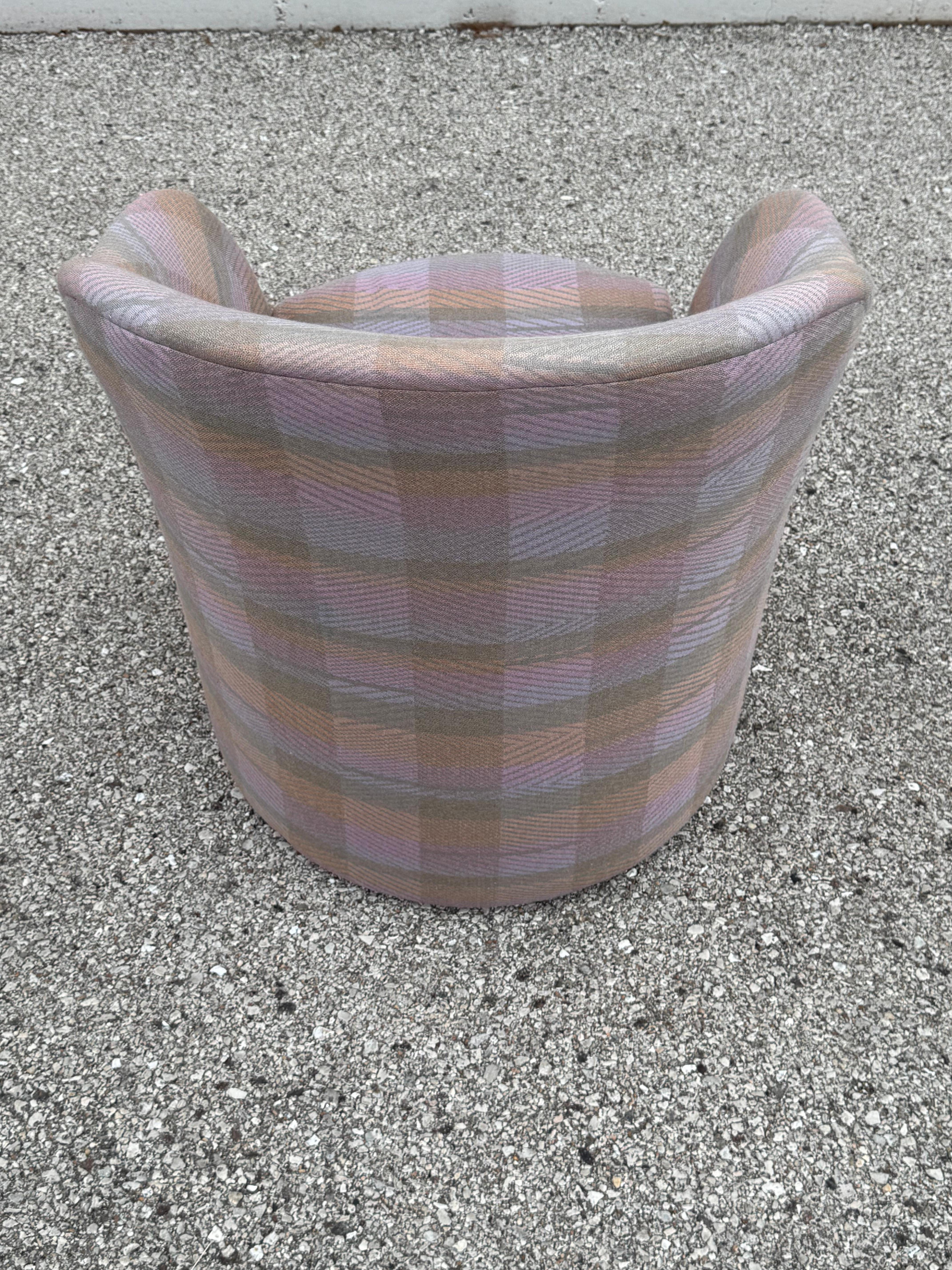 Rara poltrona/divano a petalo di John Saladino per Dunbar in Jack Lenor Larsen Plaid in vendita 7