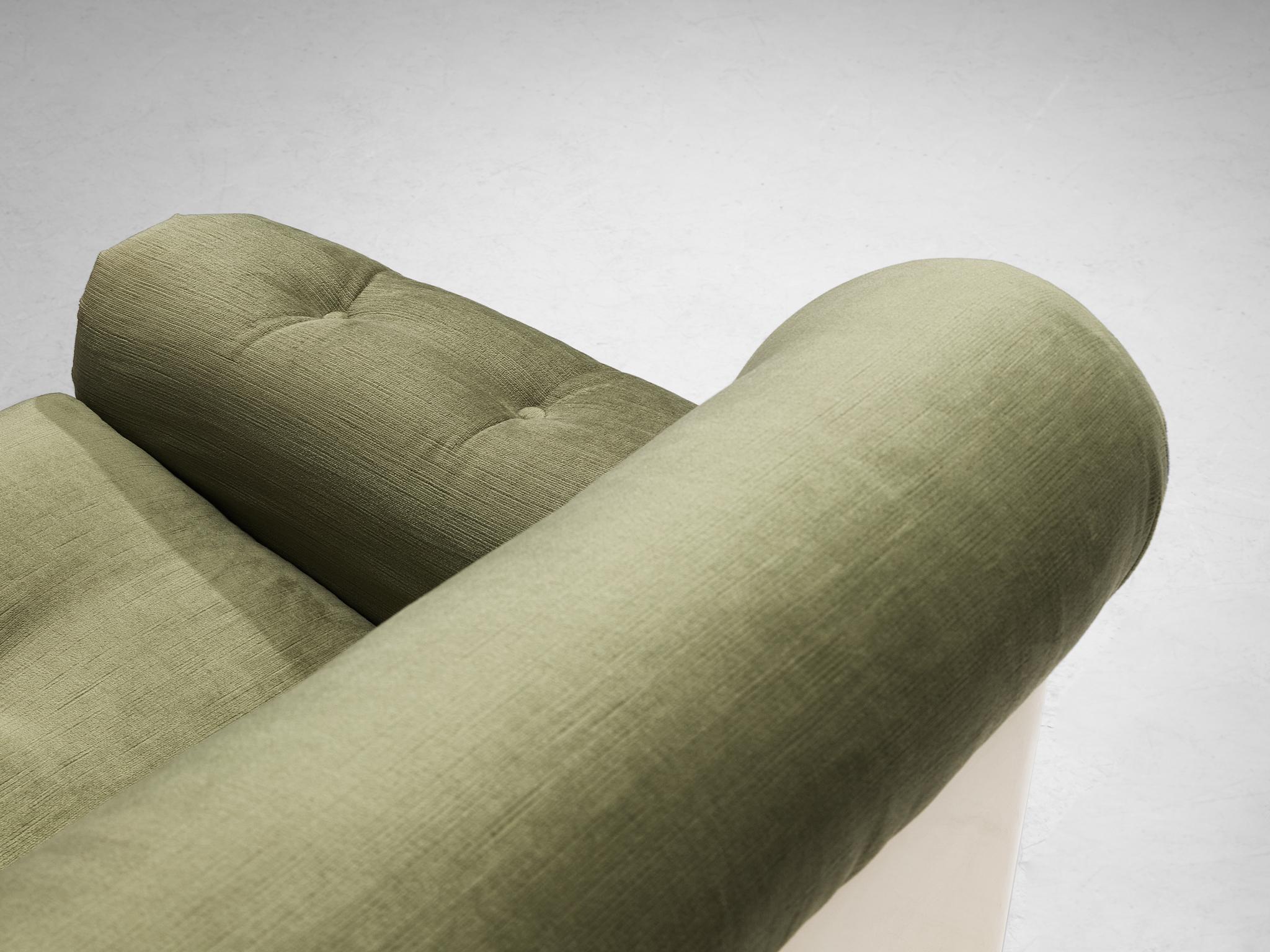 Rare Jorge Zalszupin Pair of Lounge Chairs in Green Velvet and Fiberglass  2