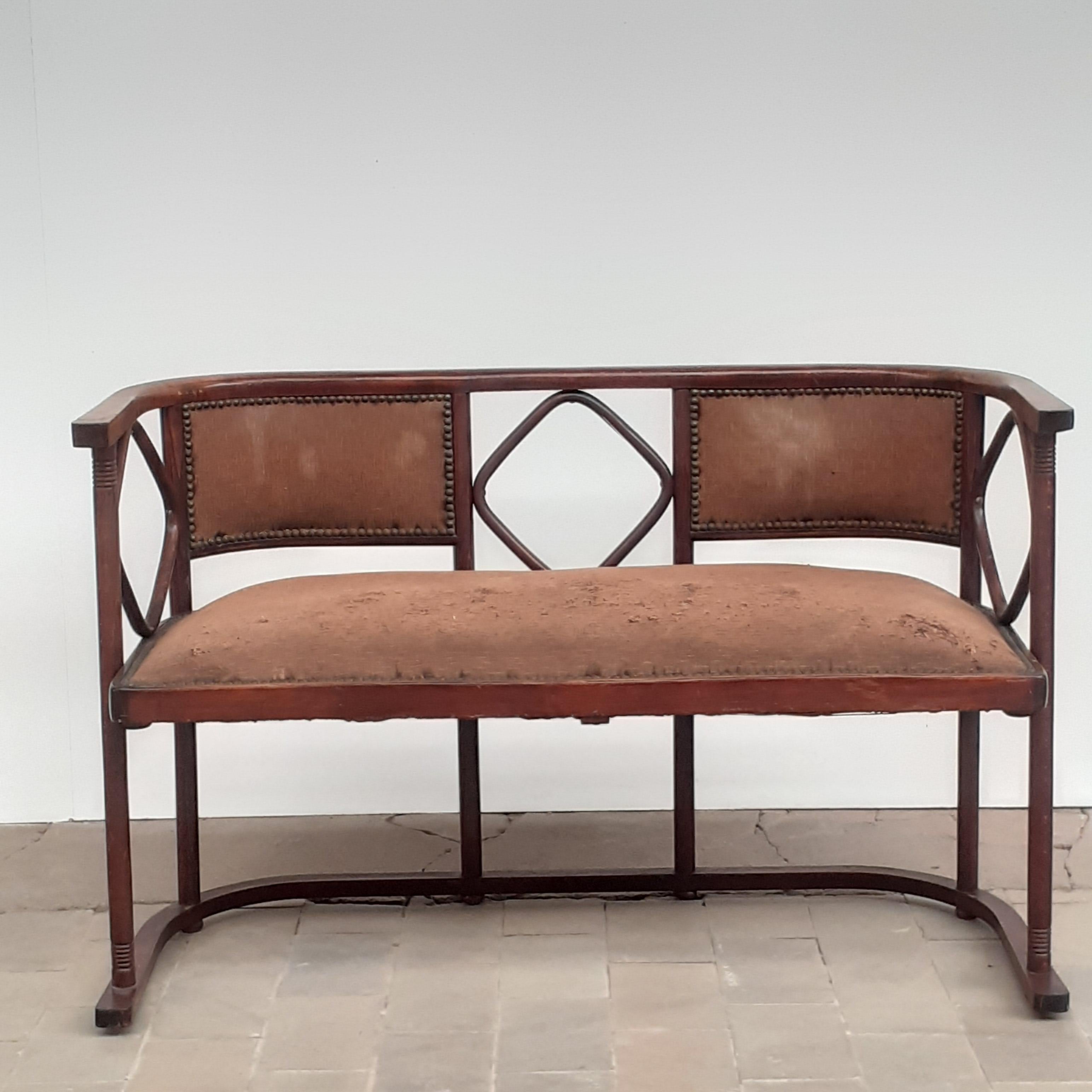 20th Century Rare Josef Hoffmann Set of 2 Armchairs, 2 Chairs and a Bench, 1907 For Sale
