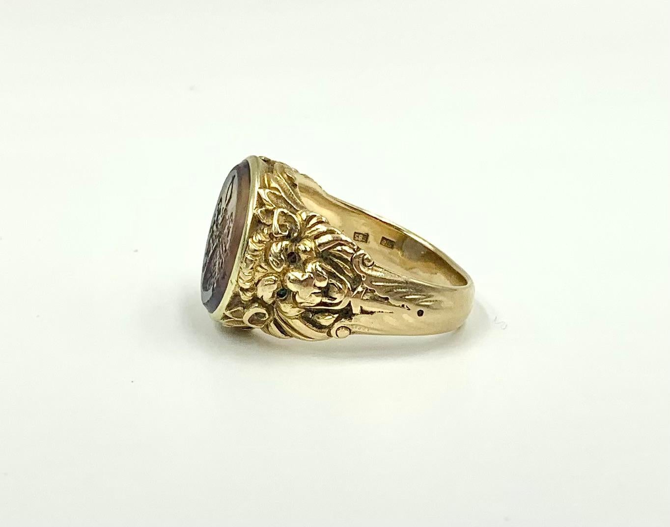Rare Josef Seiss Antique Amethyst Intaglio 14K Yellow Gold Lions Signet Ring In Good Condition In New York, NY