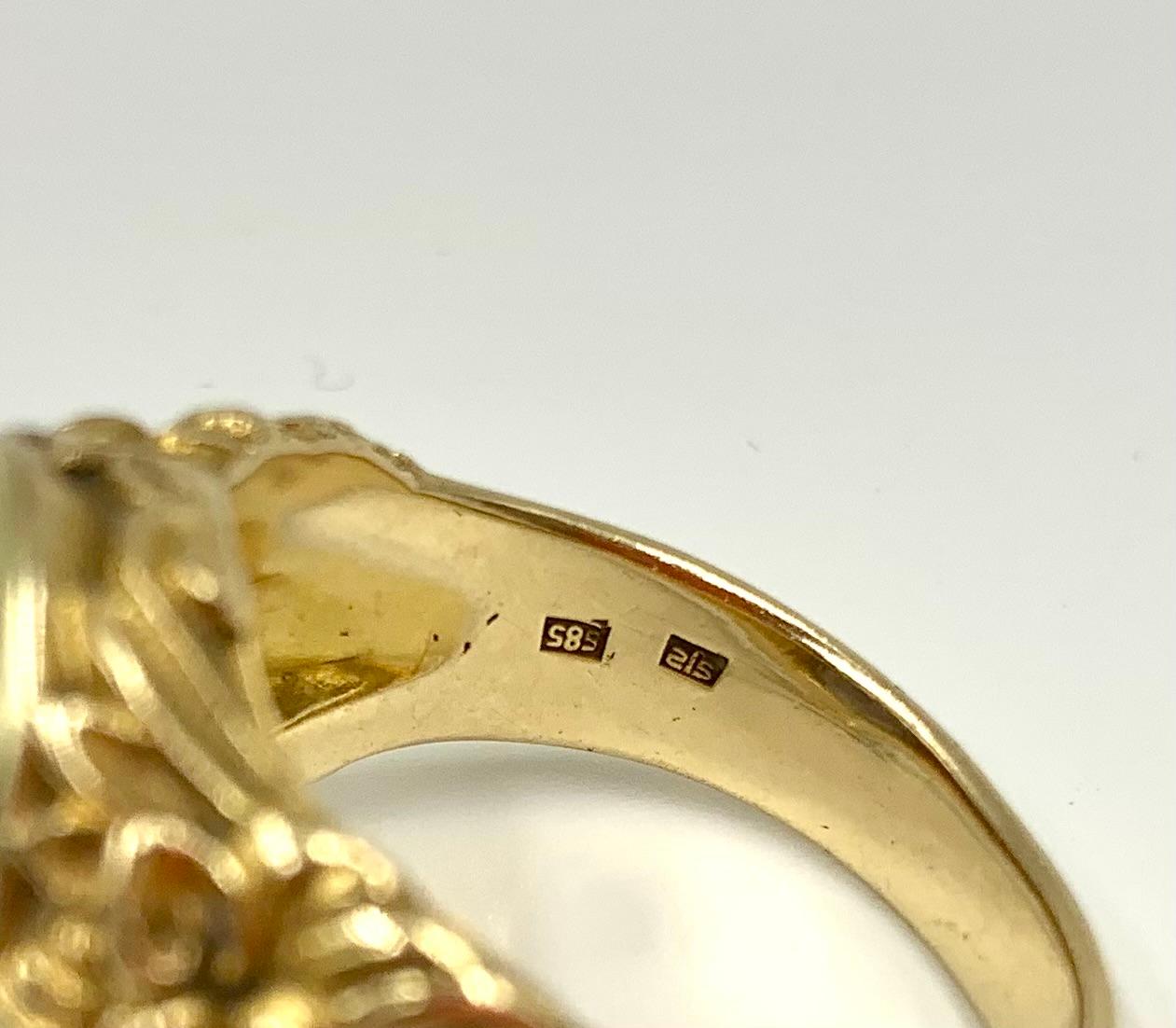 Women's or Men's Rare Josef Seiss Antique Amethyst Intaglio 14K Yellow Gold Lions Signet Ring