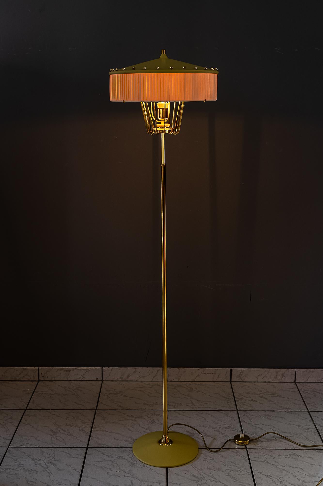Rare J.T. Kalmar floor lamp vienna around 1950s For Sale 5