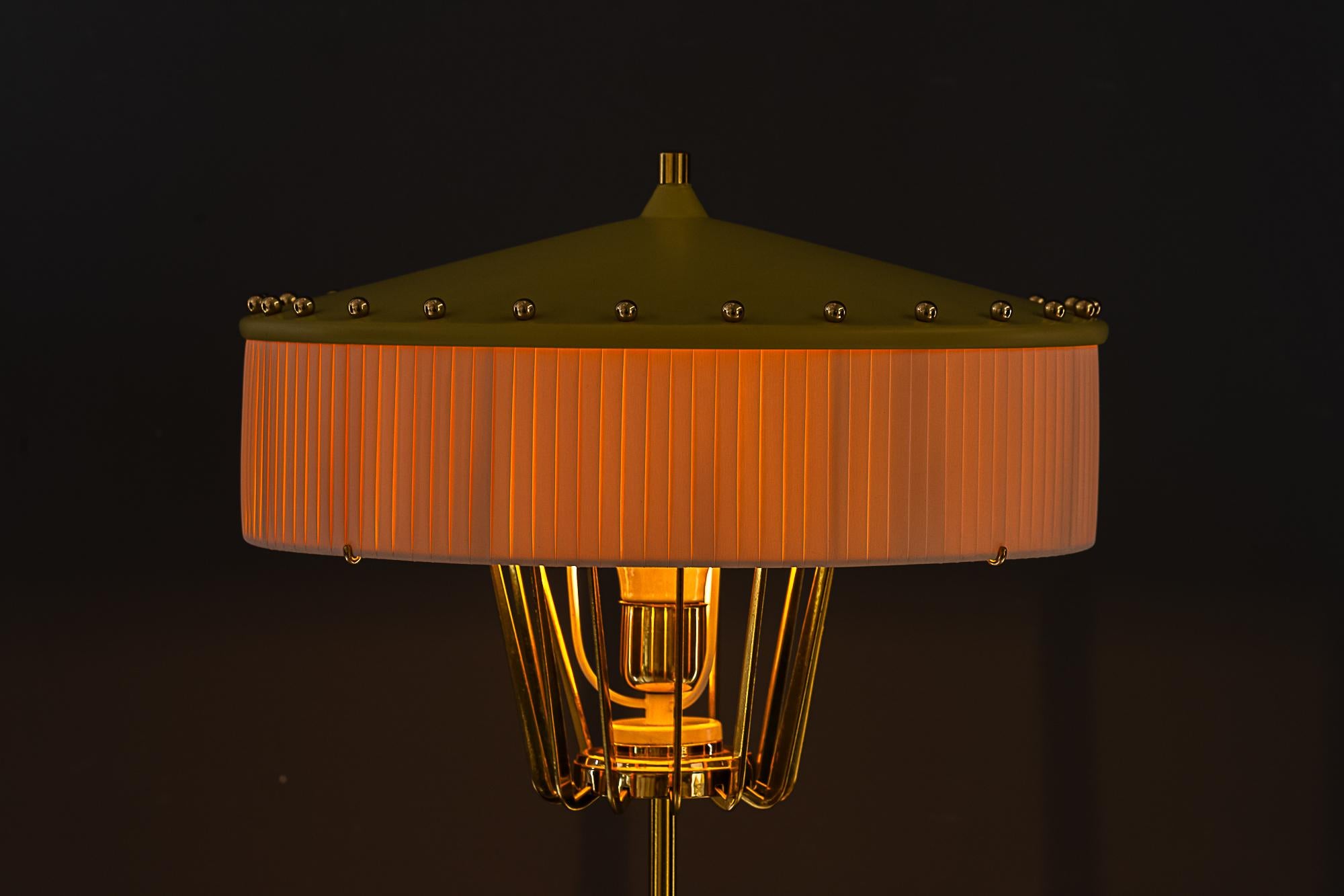 Rare J.T. Kalmar floor lamp vienna around 1950s For Sale 6