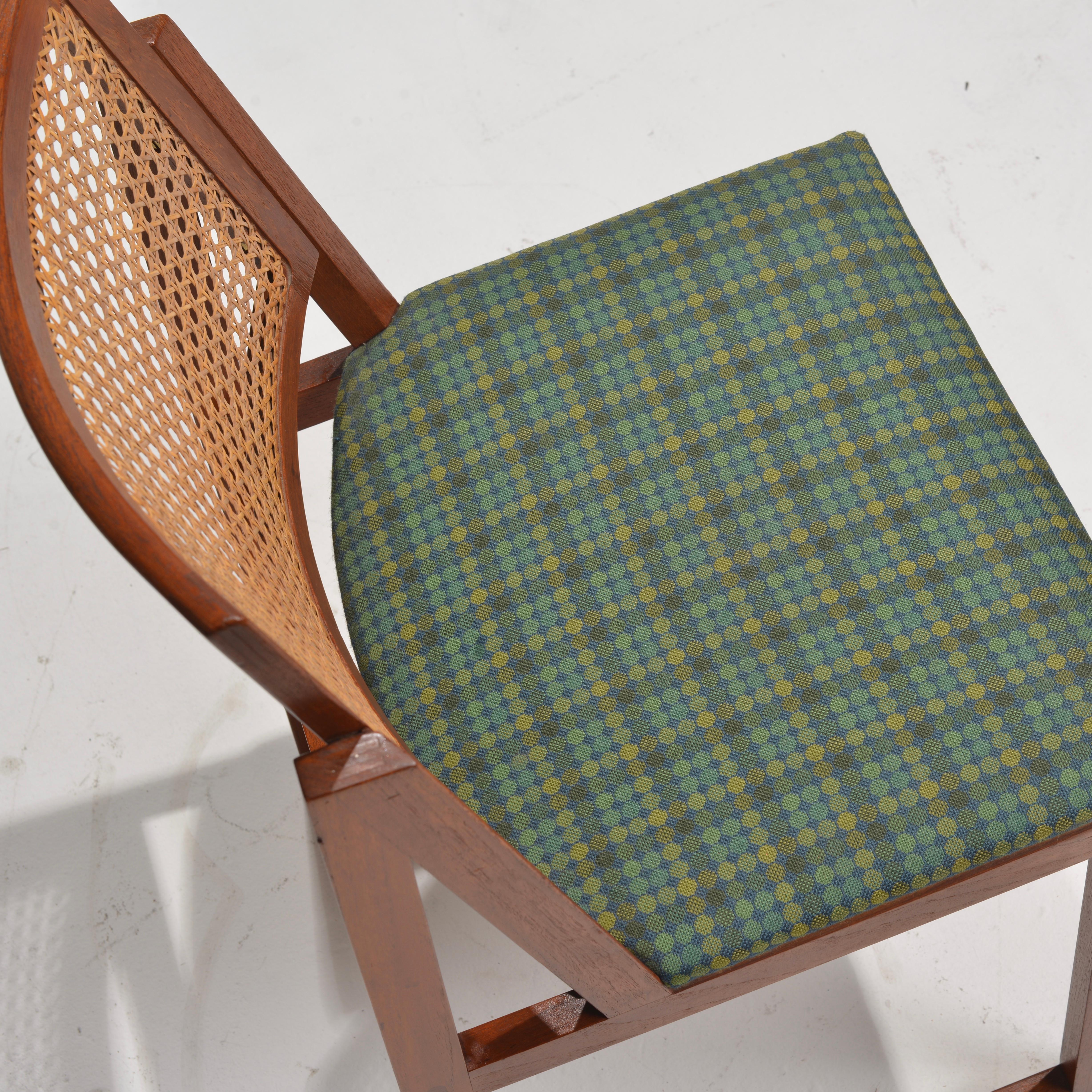 Rare Kai Lyngfeldt Larsen Modern Teak Søborg 526 chair For Sale 4