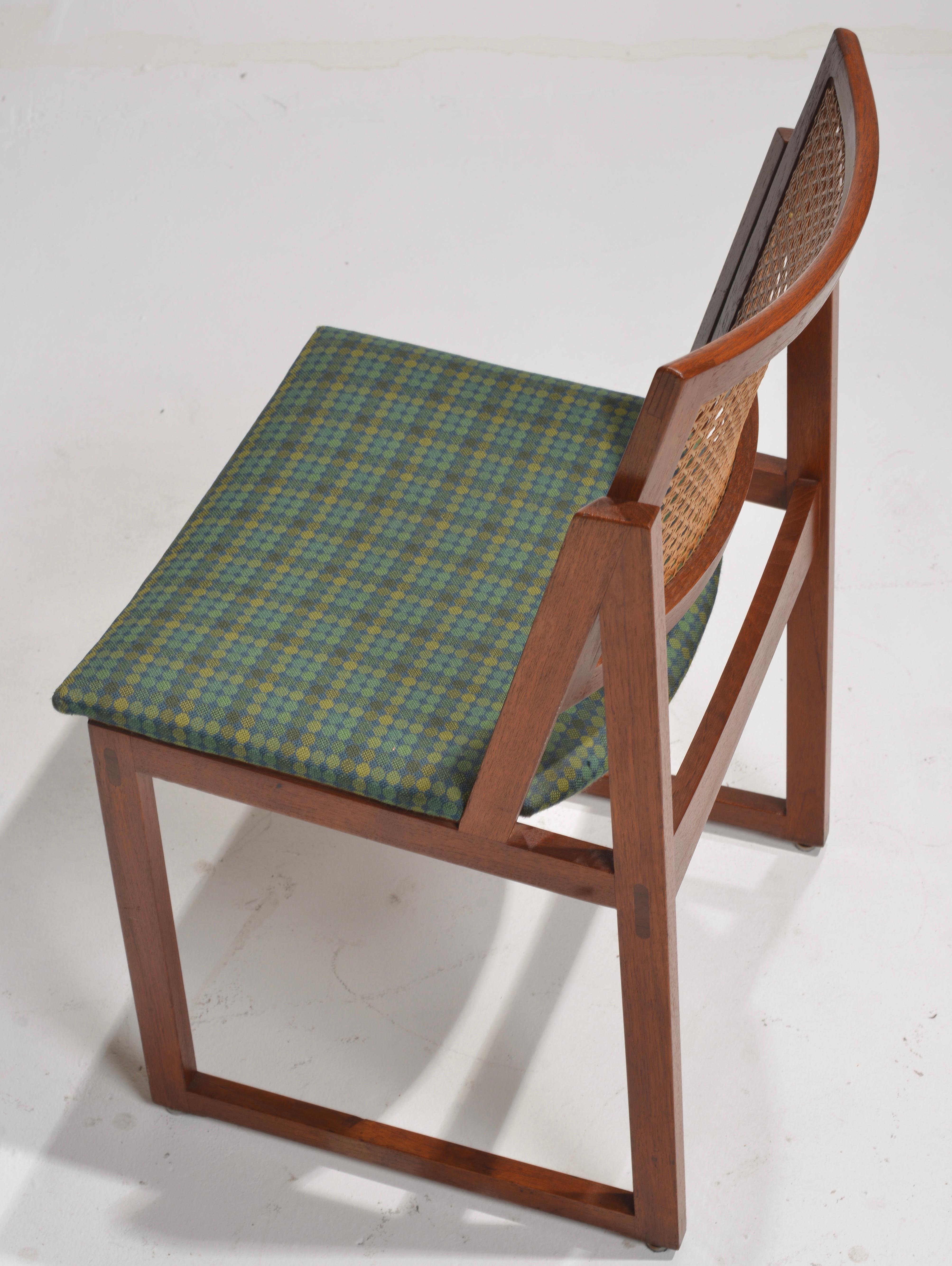 Rare Kai Lyngfeldt Larsen Modern Teak Søborg 526 chair For Sale 2