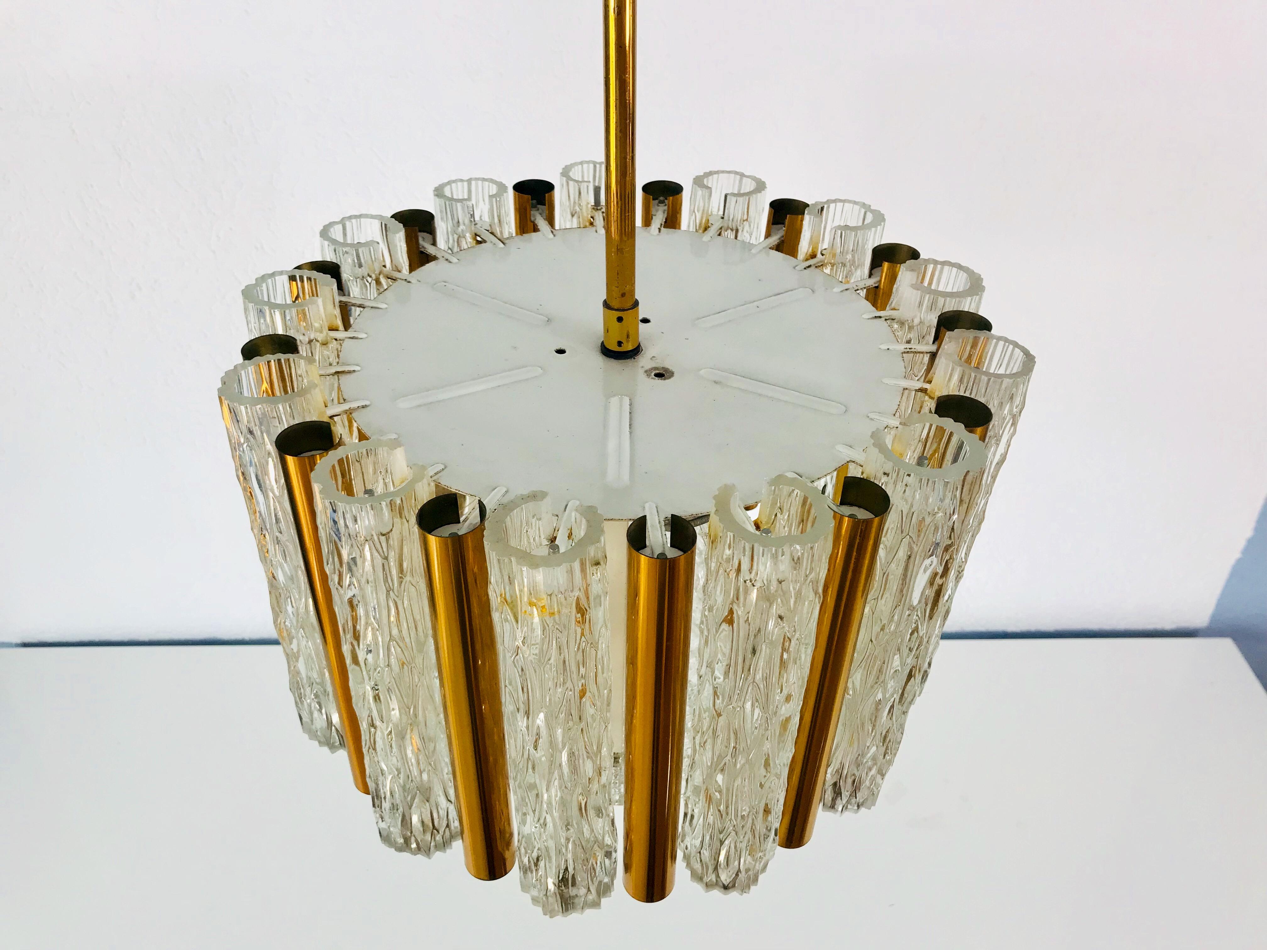 Seltener kreisförmiger Kaiser-Leuchten-Kronleuchter aus Kristall-Eisglas aus der Jahrhundertmitte, 1960er Jahre im Angebot 6