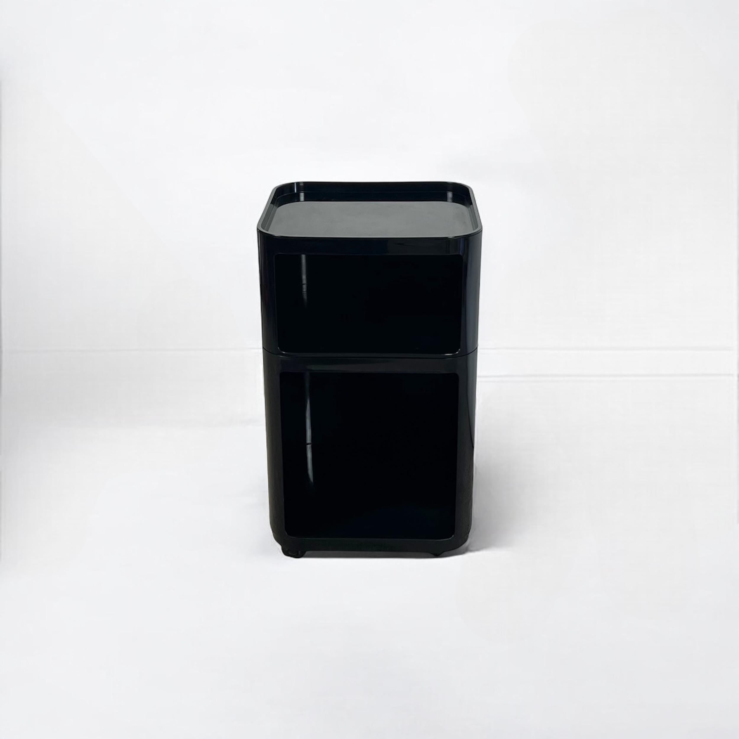 Italian Rare Kartell 'Componibili' Units by Anna Castelli - Iconic 60s Space Age design
