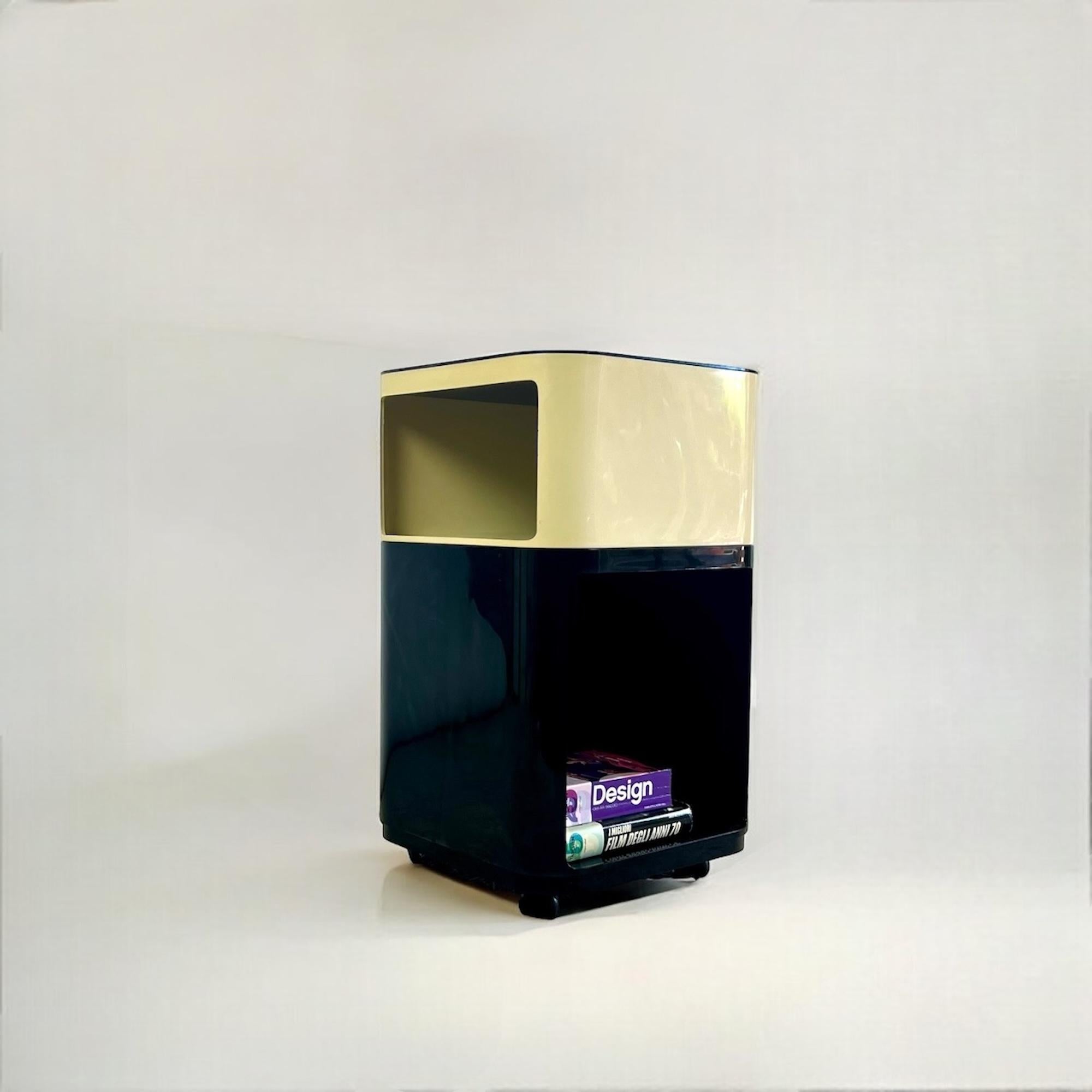 Mid-Century Modern Rare Kartell 'Componibili' Units by Anna Castelli - Iconic 60s Space Age design