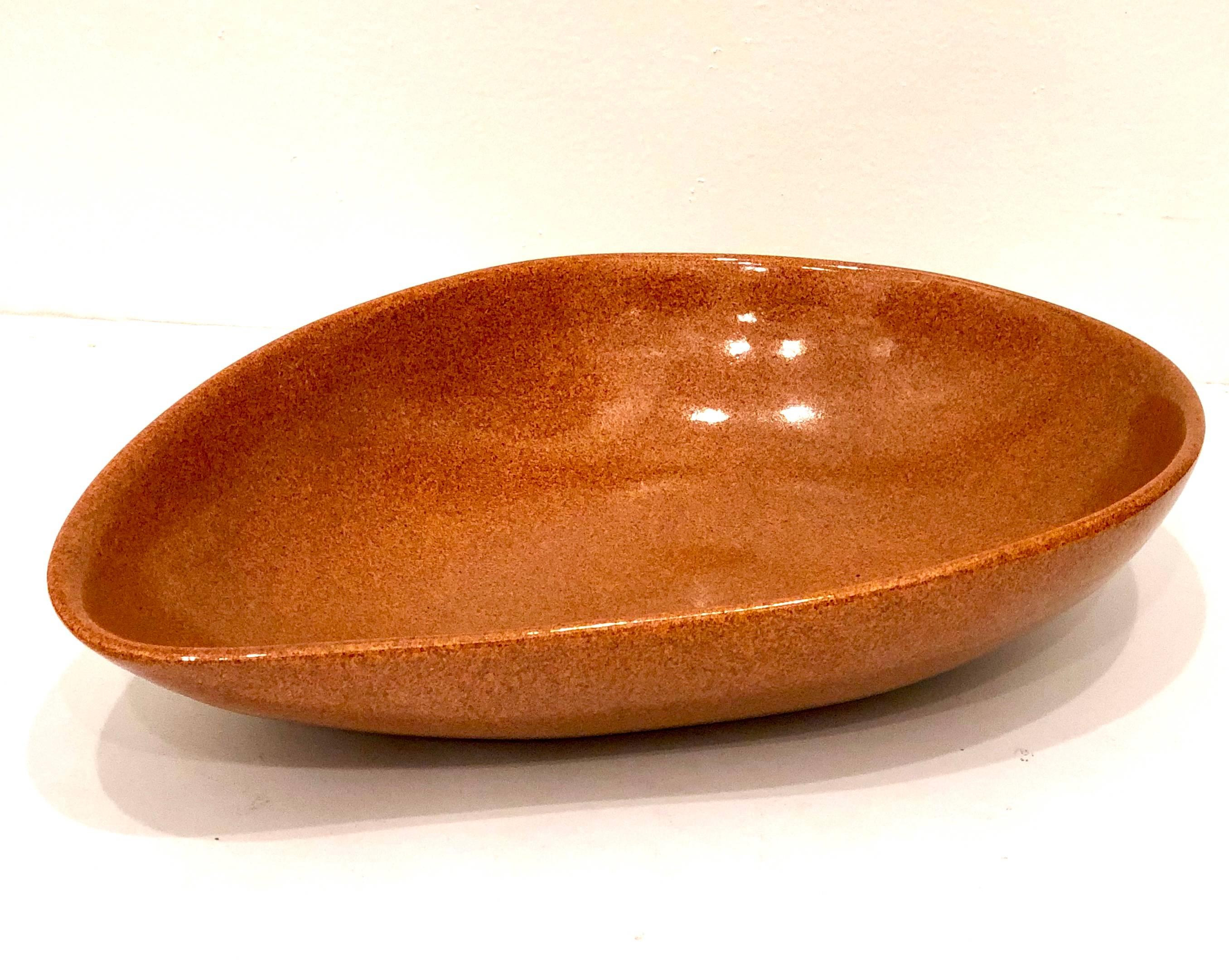 American Rare Kidney Shape Ceramic Large Bowl by California Artist Barney Reid