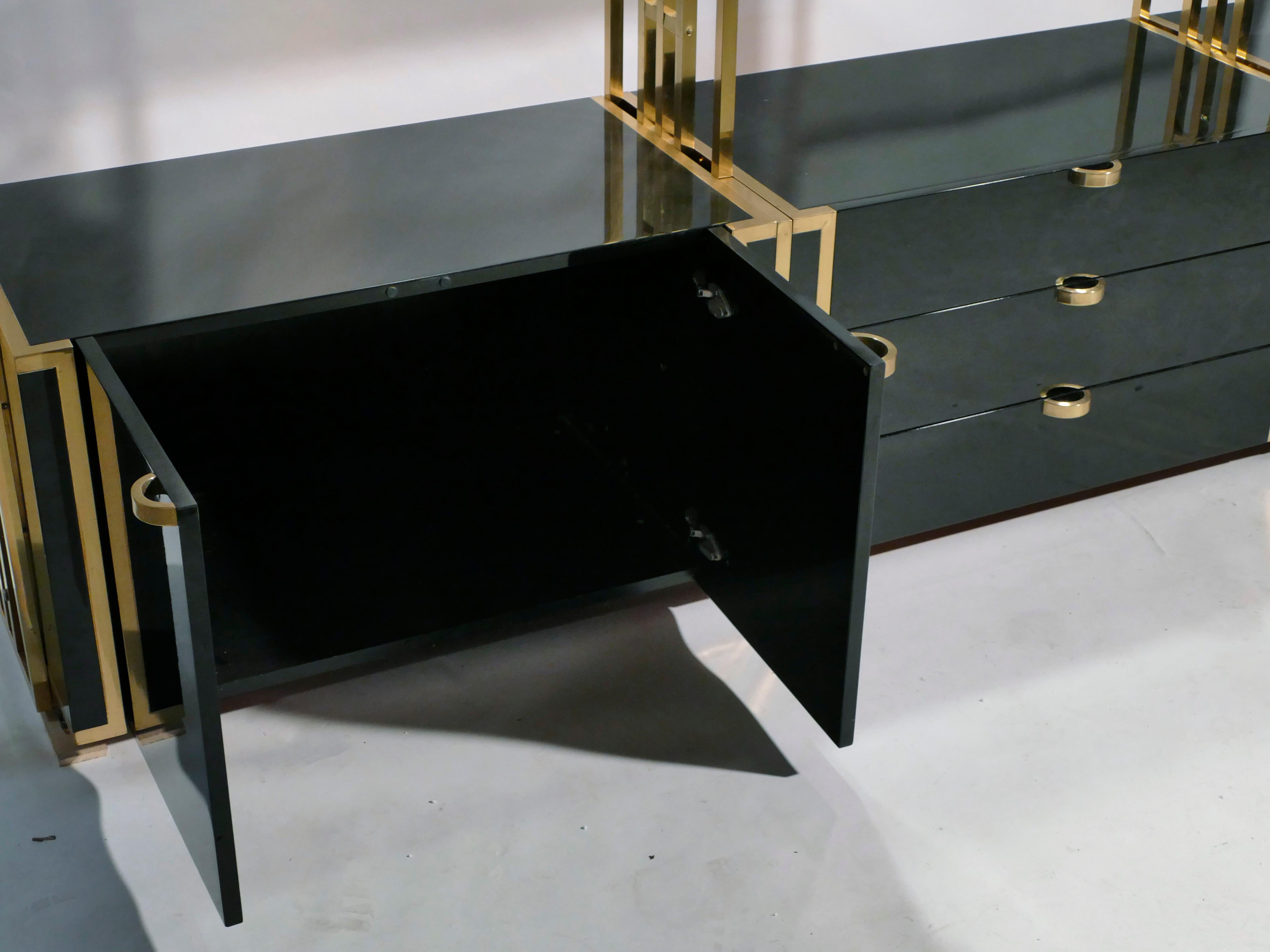 Rare Kim Moltzer French Lacquer and Brass Shelves, 1970s In Good Condition For Sale In Paris, IDF