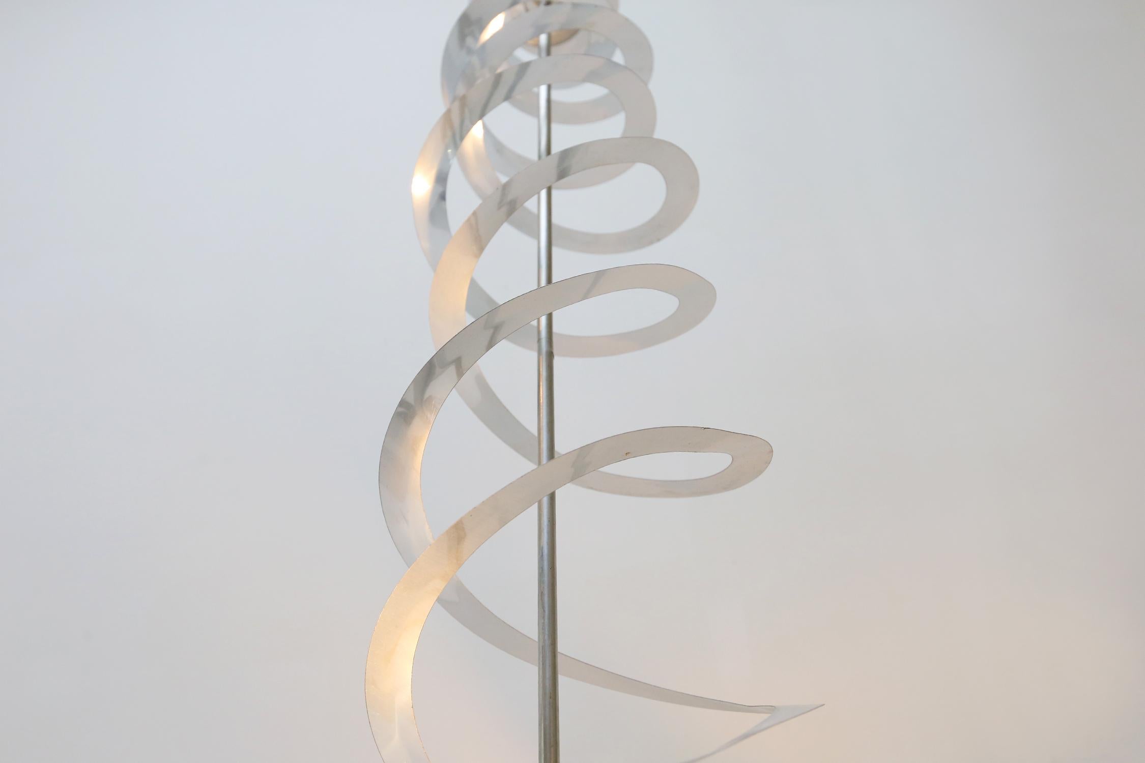 Fine XX secolo Rara scultura luminosa a spirale cinetica di Werner Epstein, 1972 in vendita