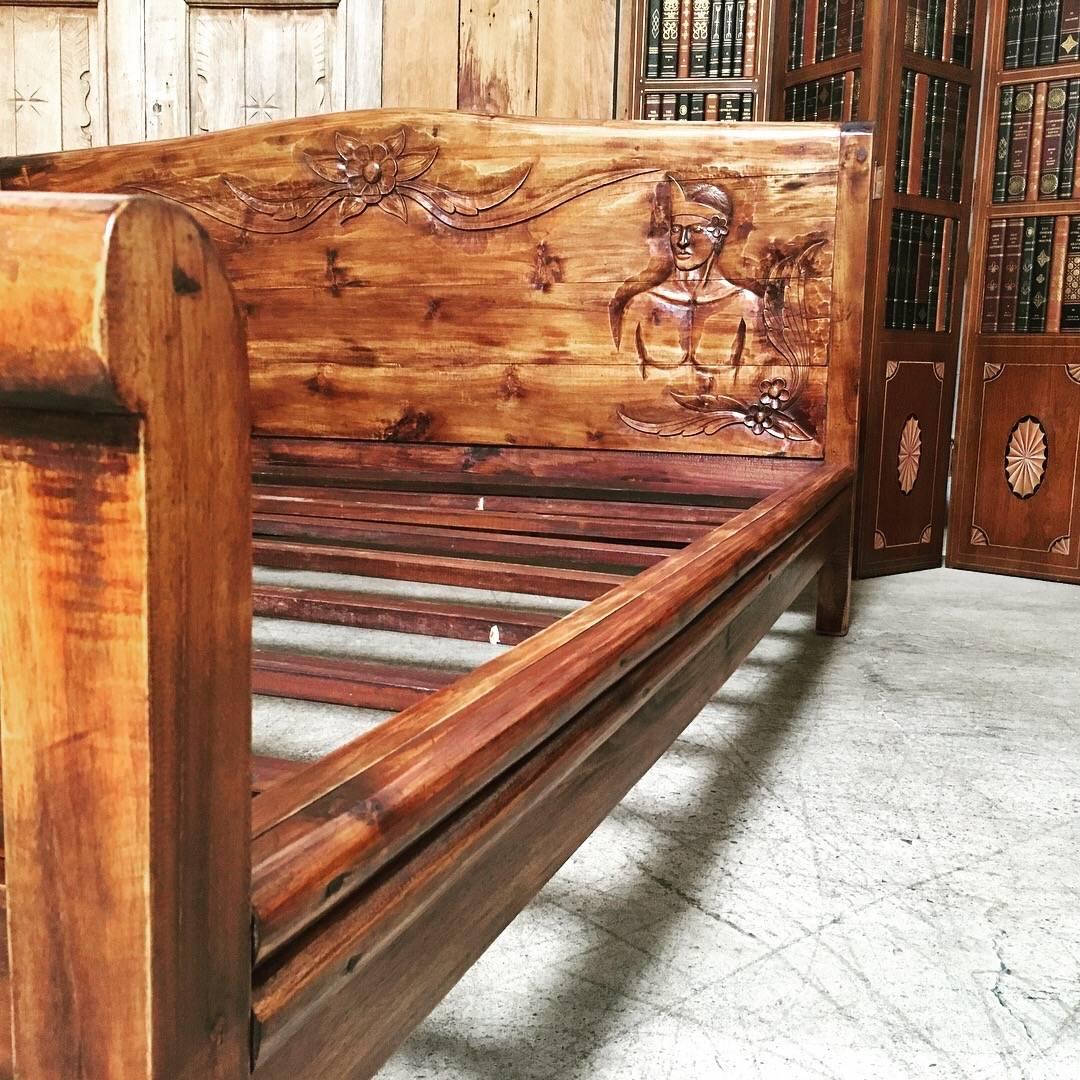 Solid Koa wood hand-carved with the original bride and groom carved into the headboard this was a gift for the wedding couple
The inside measurements for the mattress are 78.1/8