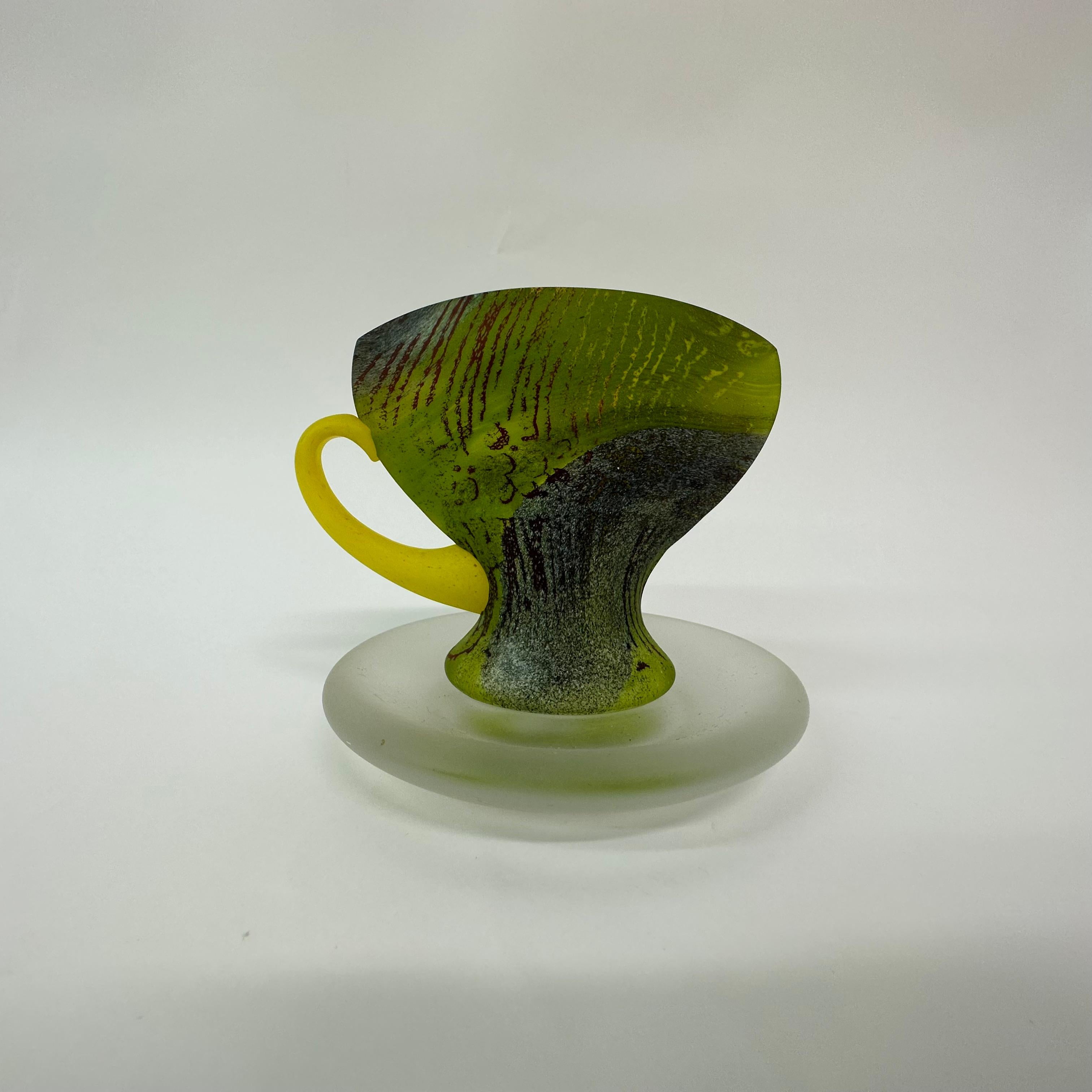 Rare Kjell Engman for Kosta Boda Sweden Green Glass teacup , 1980’s For Sale 5