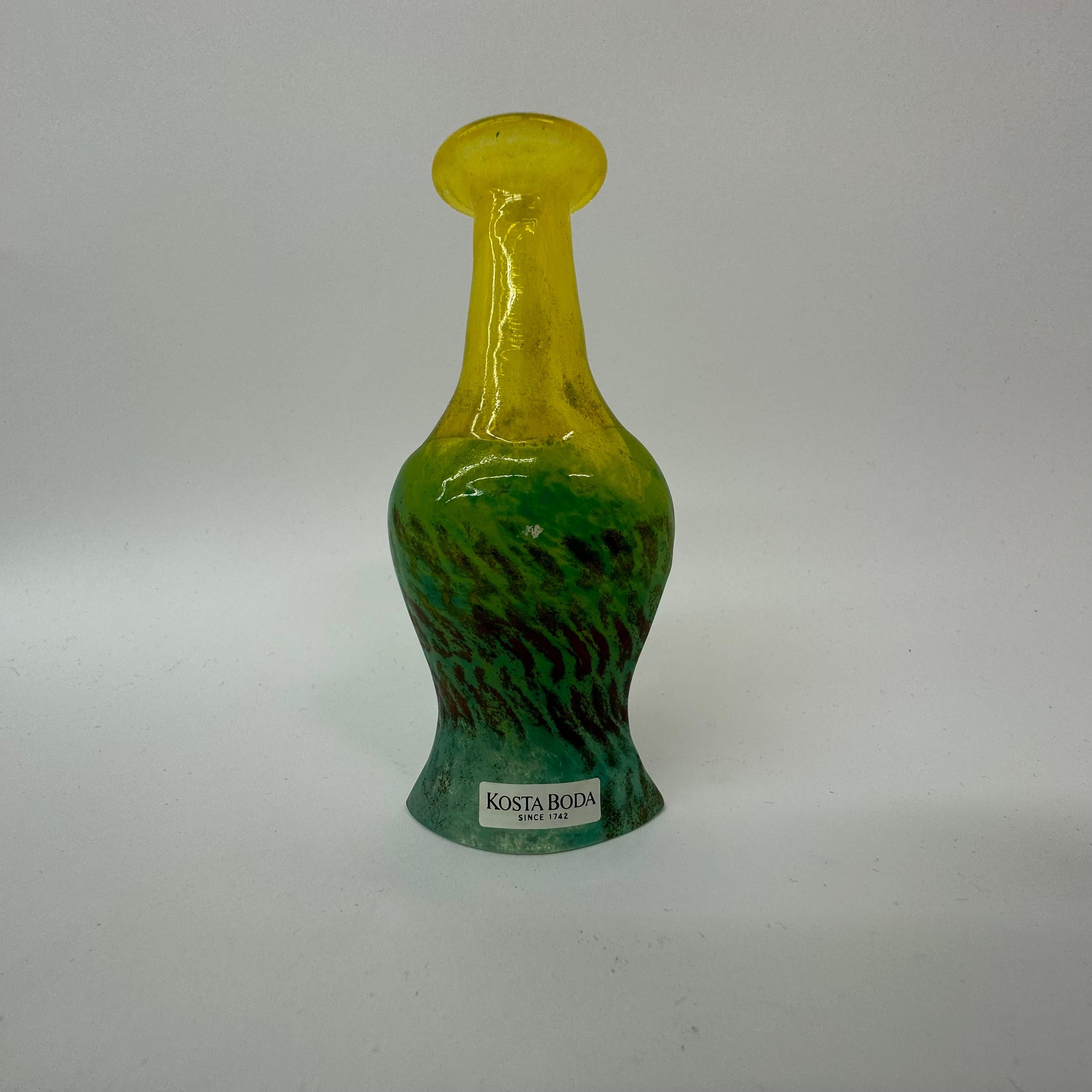 Rare Kjell Engman for Kosta Boda Sweden miniature Rio face vase For Sale 2