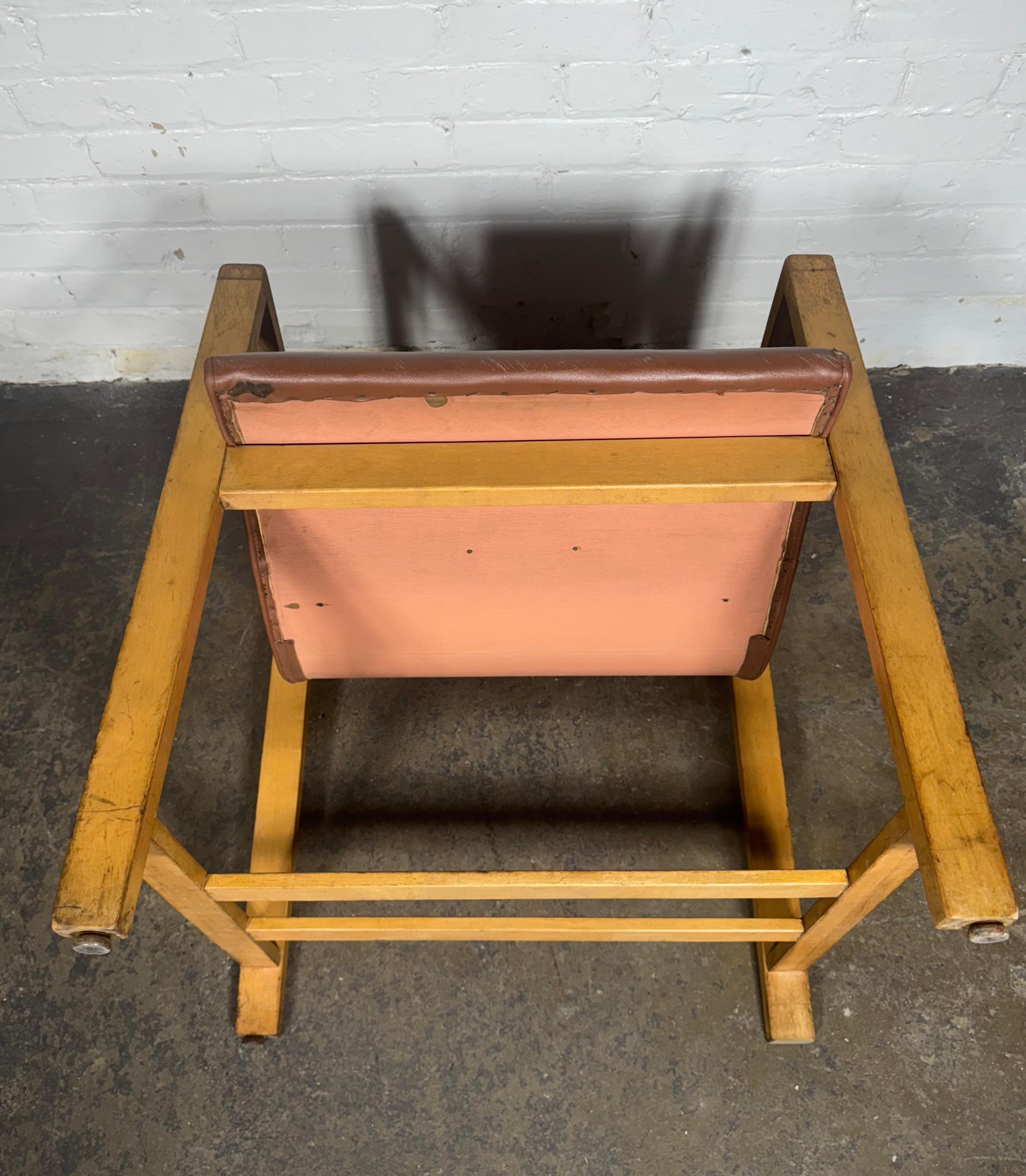 Rare chaise 