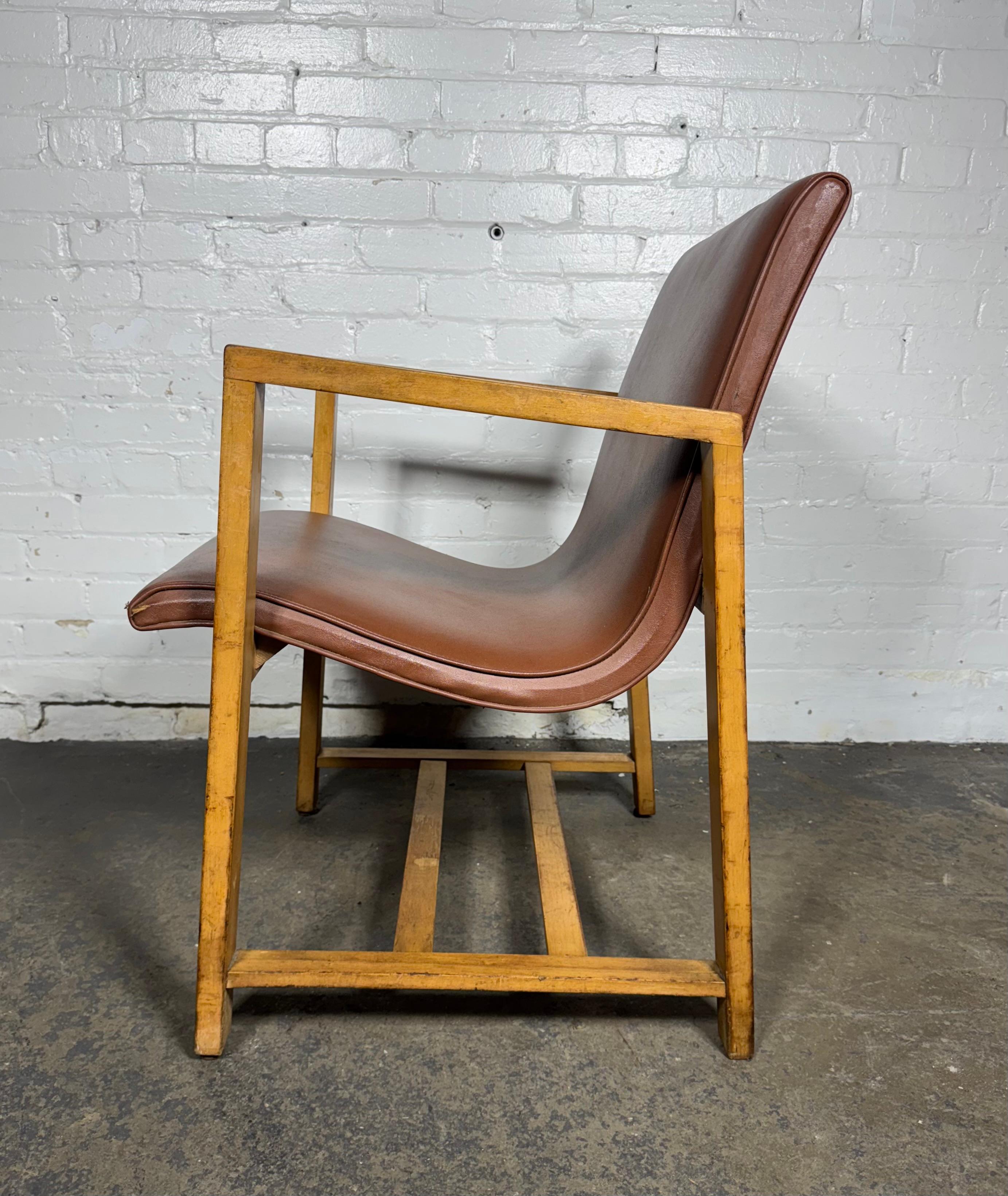 Rare chaise 