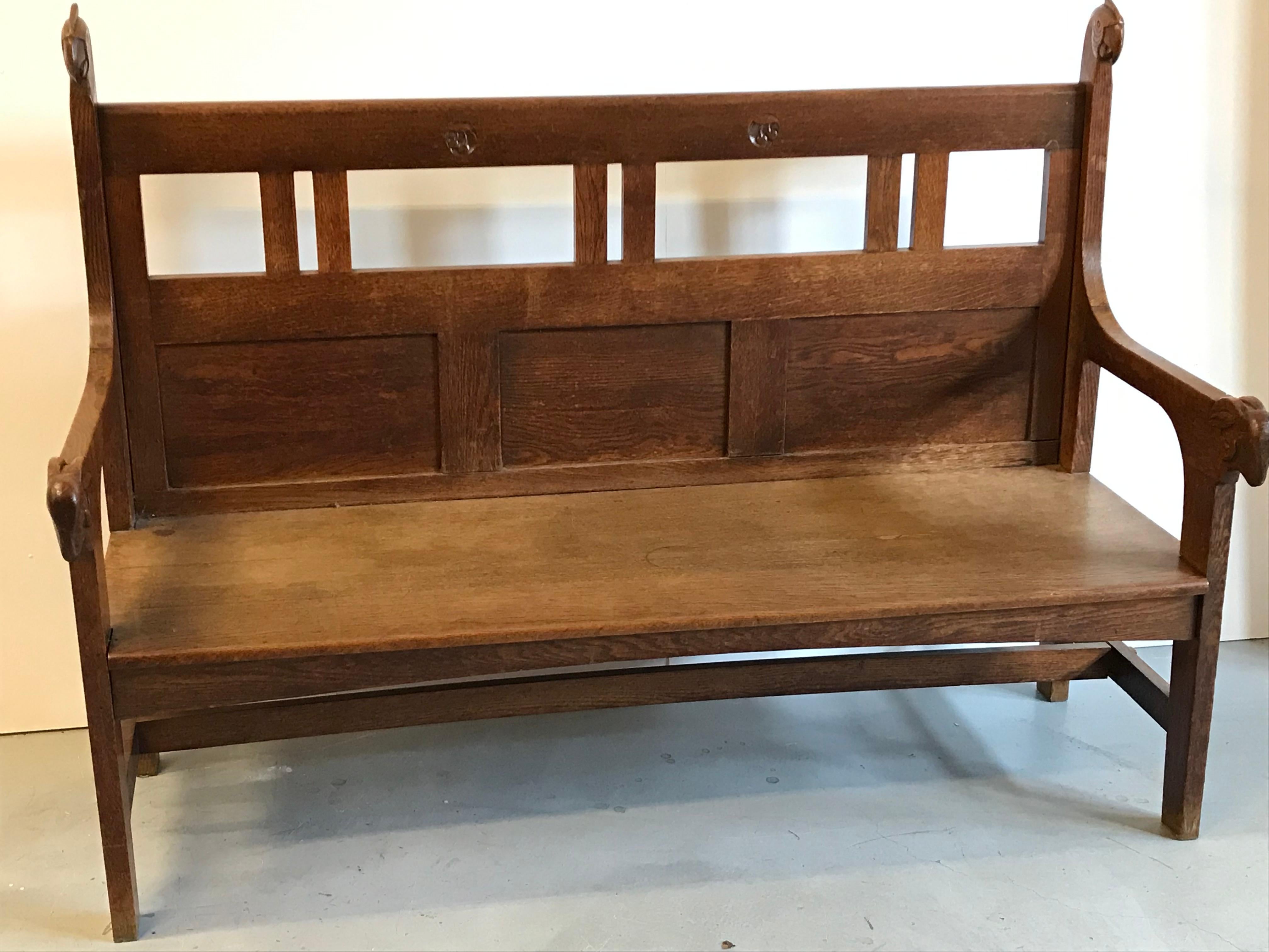 A wonderful piece of furniture by famous Dutch artist Kobus de Graaff (1967-1936).
De Graaff worked in ‘t Gooi and Amsterdam as an artist, furniture maker and sculptor. He also did ceramics and specialized in carving bronze and wooden figures such
